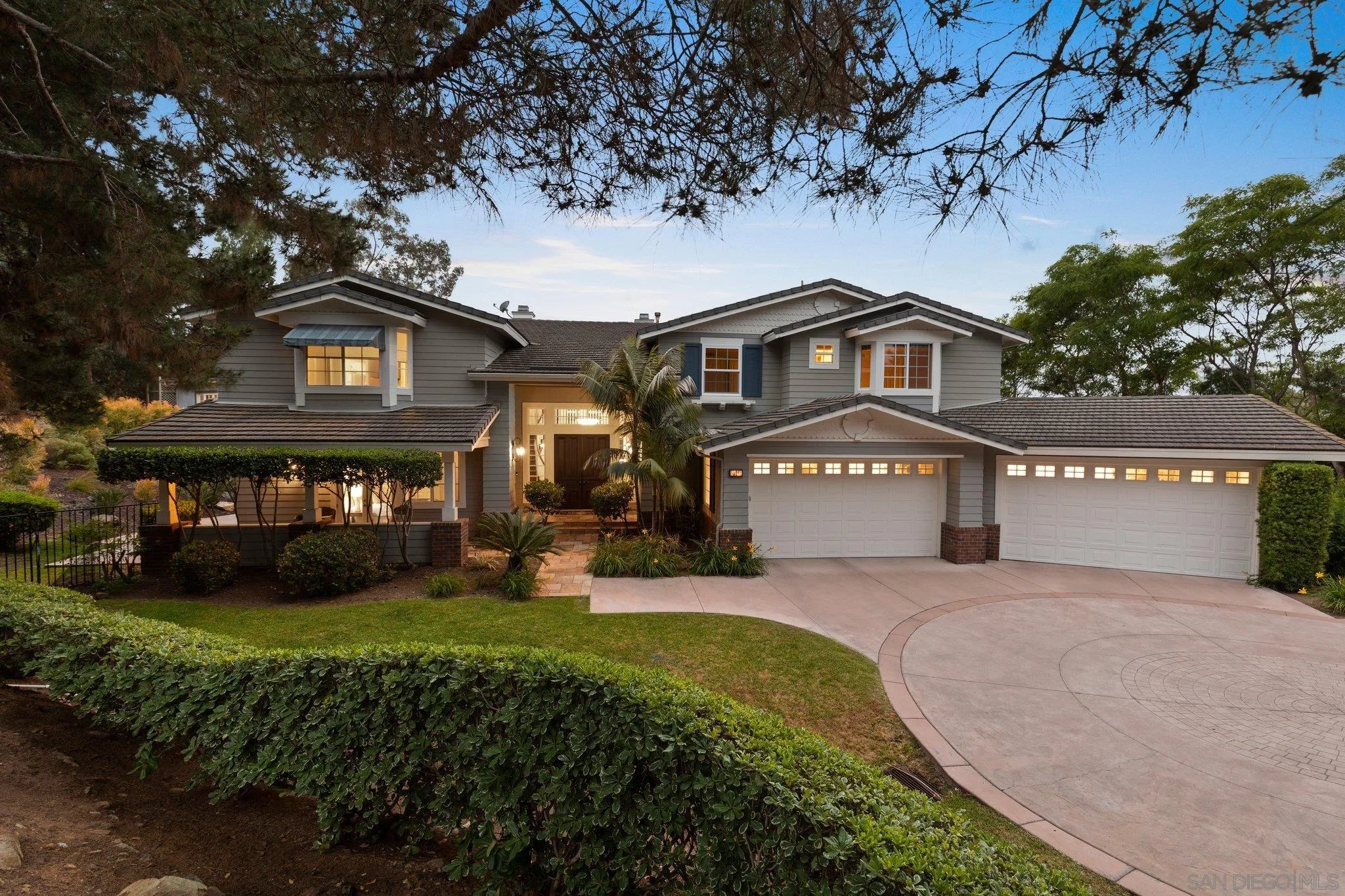 https://cdn.realtyfeed.com/cdn/127/260006813/ea08fabc725cd7a9d4700c837c9ea347.webp