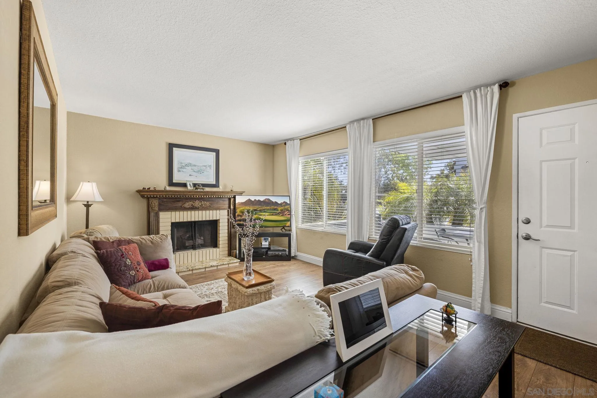 Photo #7: 260006817 Listing: Photo #7