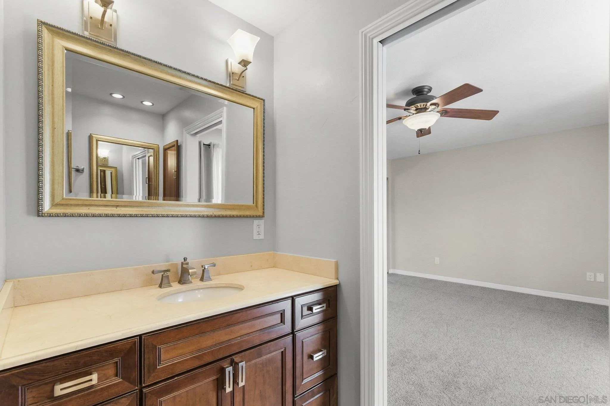 https://cdn.realtyfeed.com/cdn/127/260006819/10b04d46073e64f2c626bab0a3404181.webp
