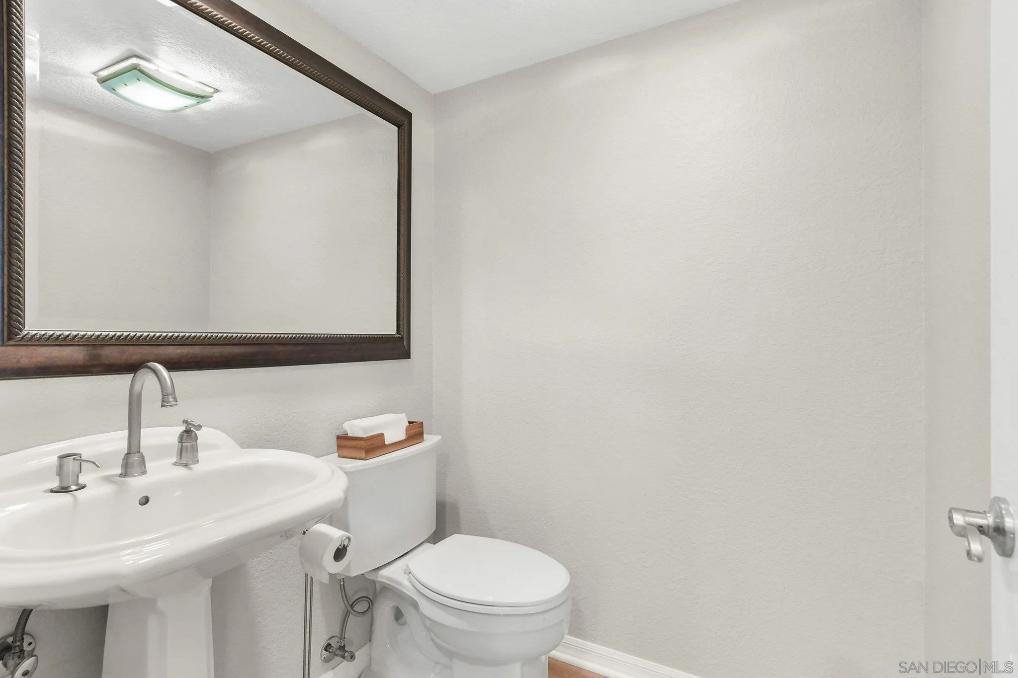 https://cdn.realtyfeed.com/cdn/127/260006819/50ae099ab923efd59356e8720e25e28e.webp