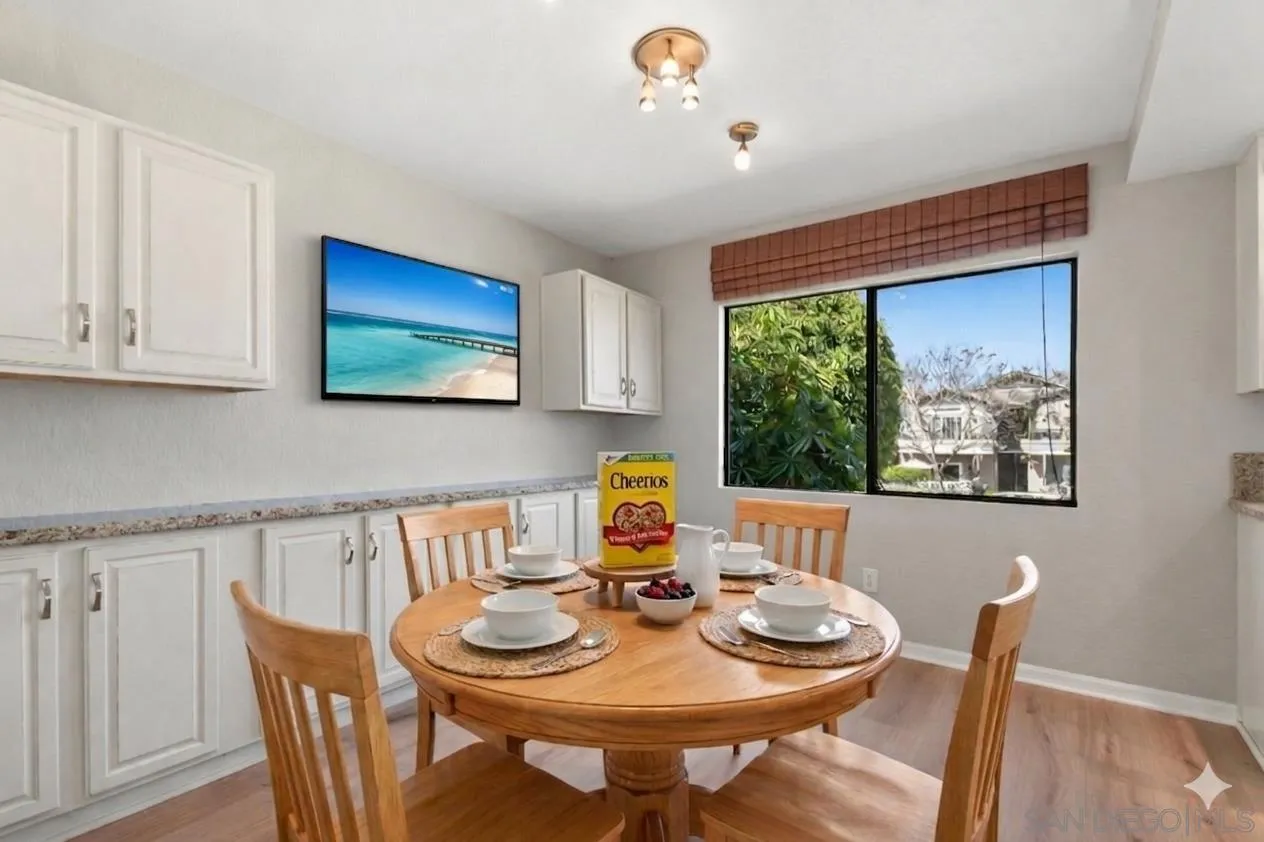 https://cdn.realtyfeed.com/cdn/127/260006819/ced517ade621939974c9697efddcf46e.webp