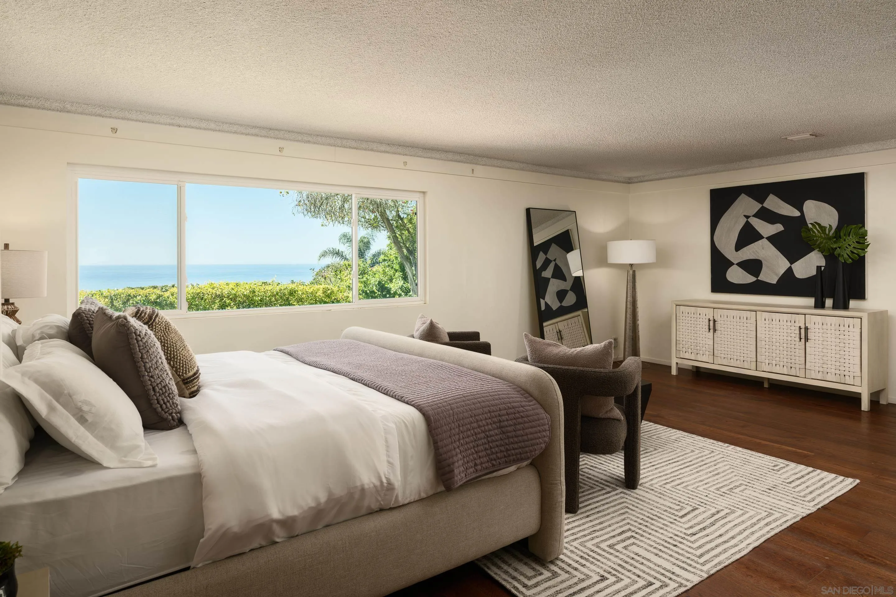 https://cdn.realtyfeed.com/cdn/127/260006821/13187133caa3de6f8d682ac708b8824b.webp