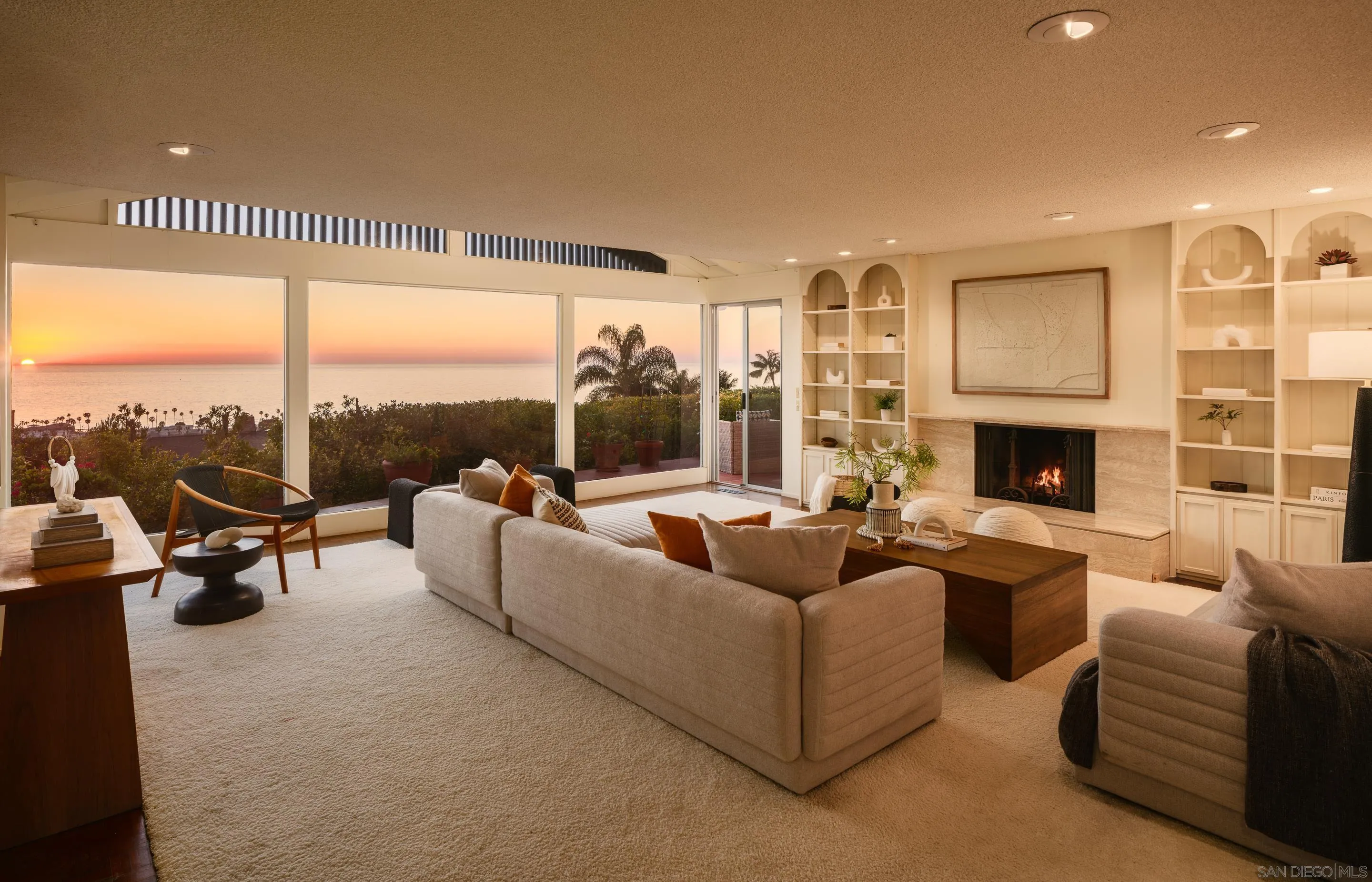 https://cdn.realtyfeed.com/cdn/127/260006821/5bd58a3a5df5f056098fd5cebba45ec8.webp