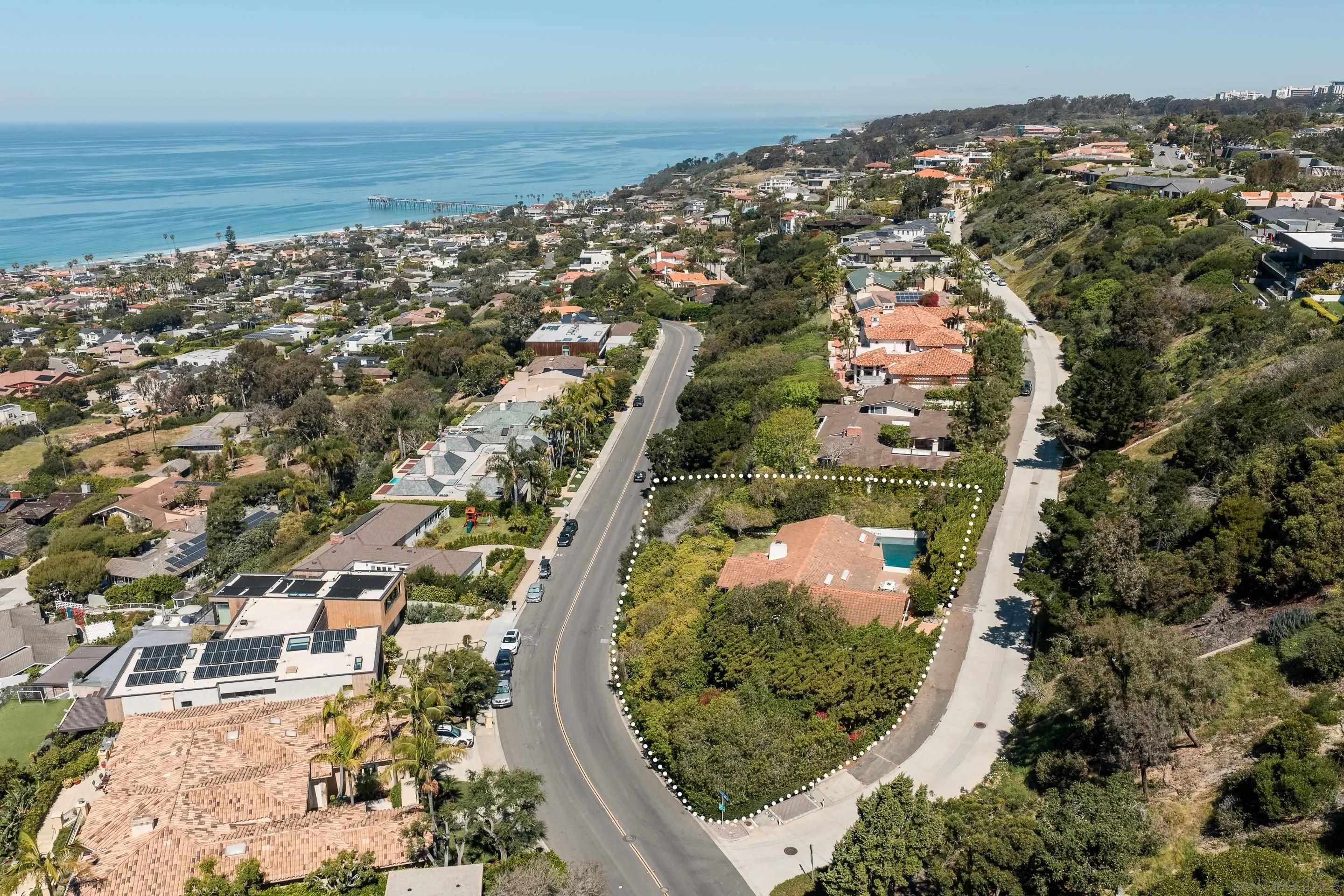 https://cdn.realtyfeed.com/cdn/127/260006821/739ac331b84e43124c5ef109004d20b1.webp