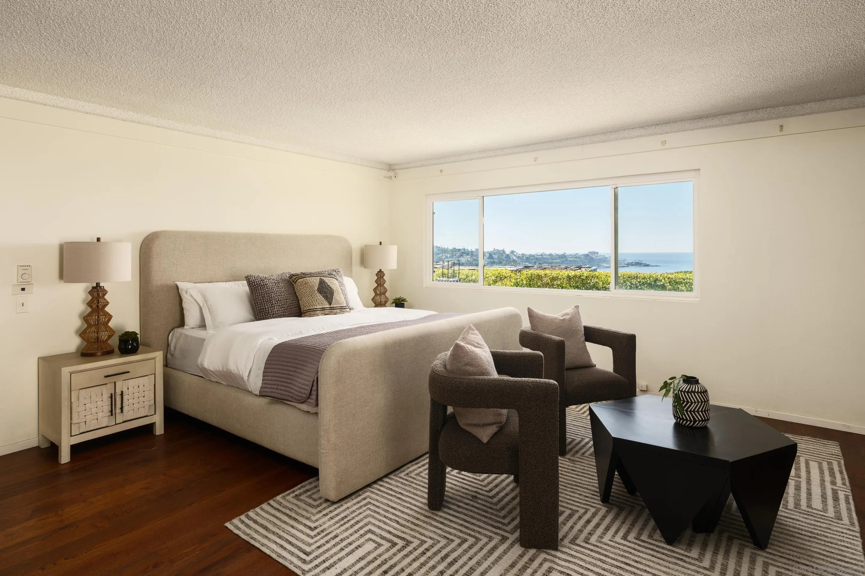 https://cdn.realtyfeed.com/cdn/127/260006821/9005ac30de16c524bab0ab4f4b65964e.webp