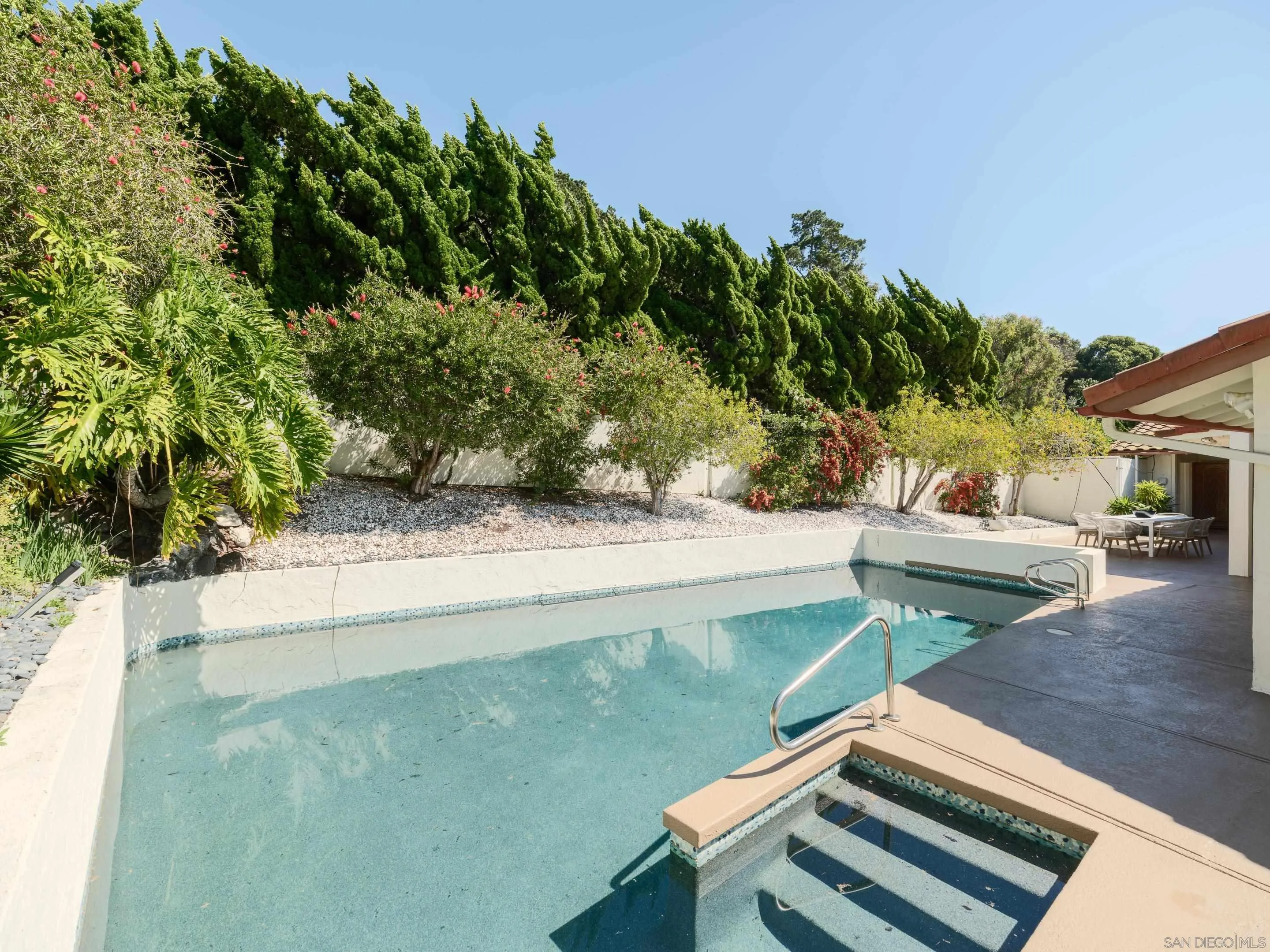 https://cdn.realtyfeed.com/cdn/127/260006821/a2a3c0e1a9bcc14c24514410f3f11e5d.webp