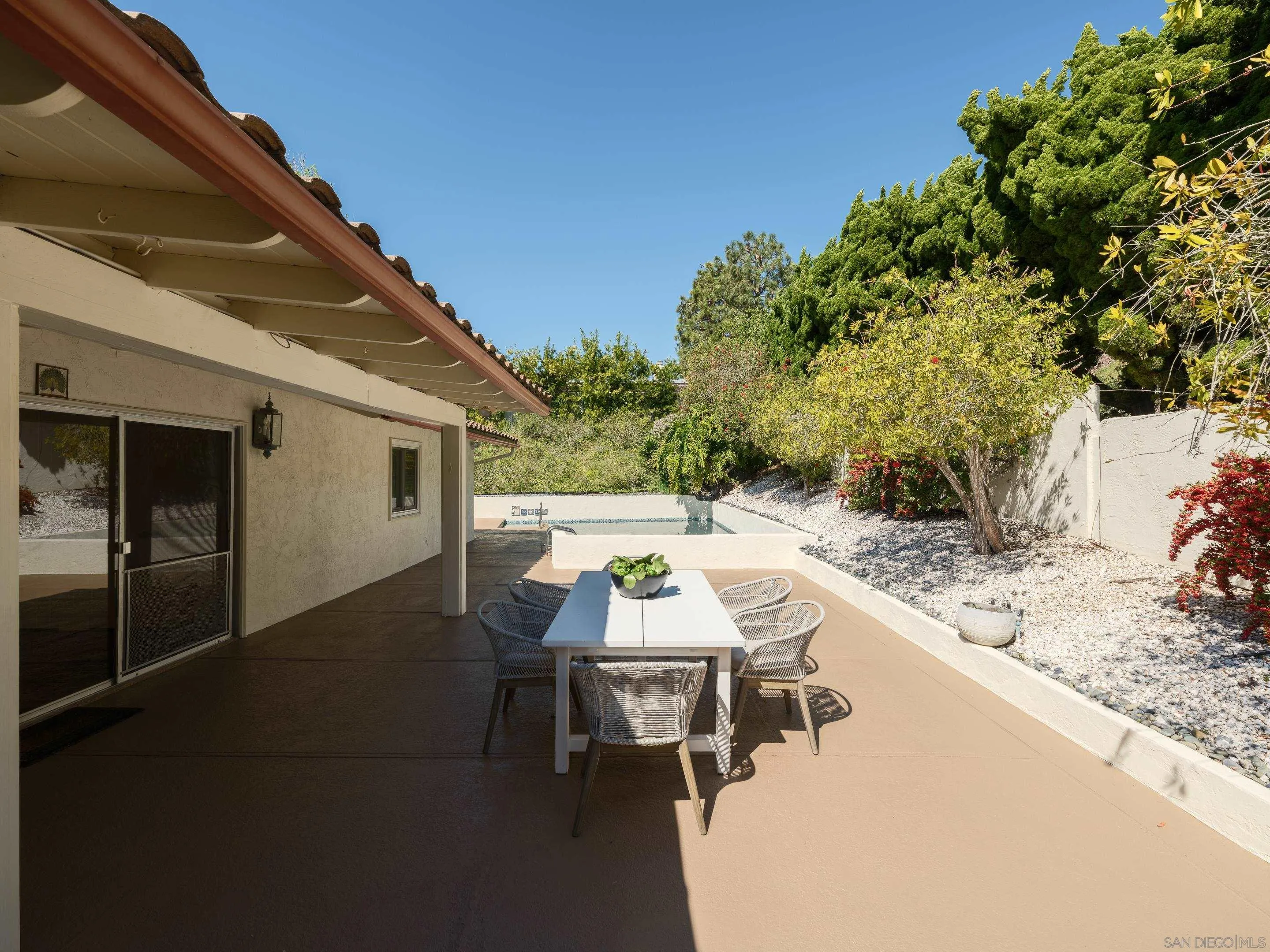 https://cdn.realtyfeed.com/cdn/127/260006821/f63e3e8552ae5fdeefbbb6135c4a446a.webp