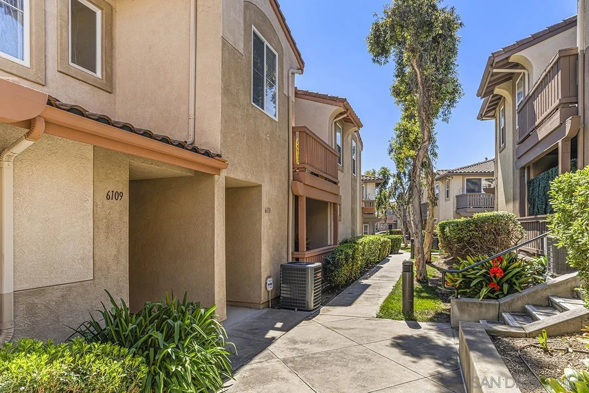 Photo #3: 260006822 Listing: Photo #3