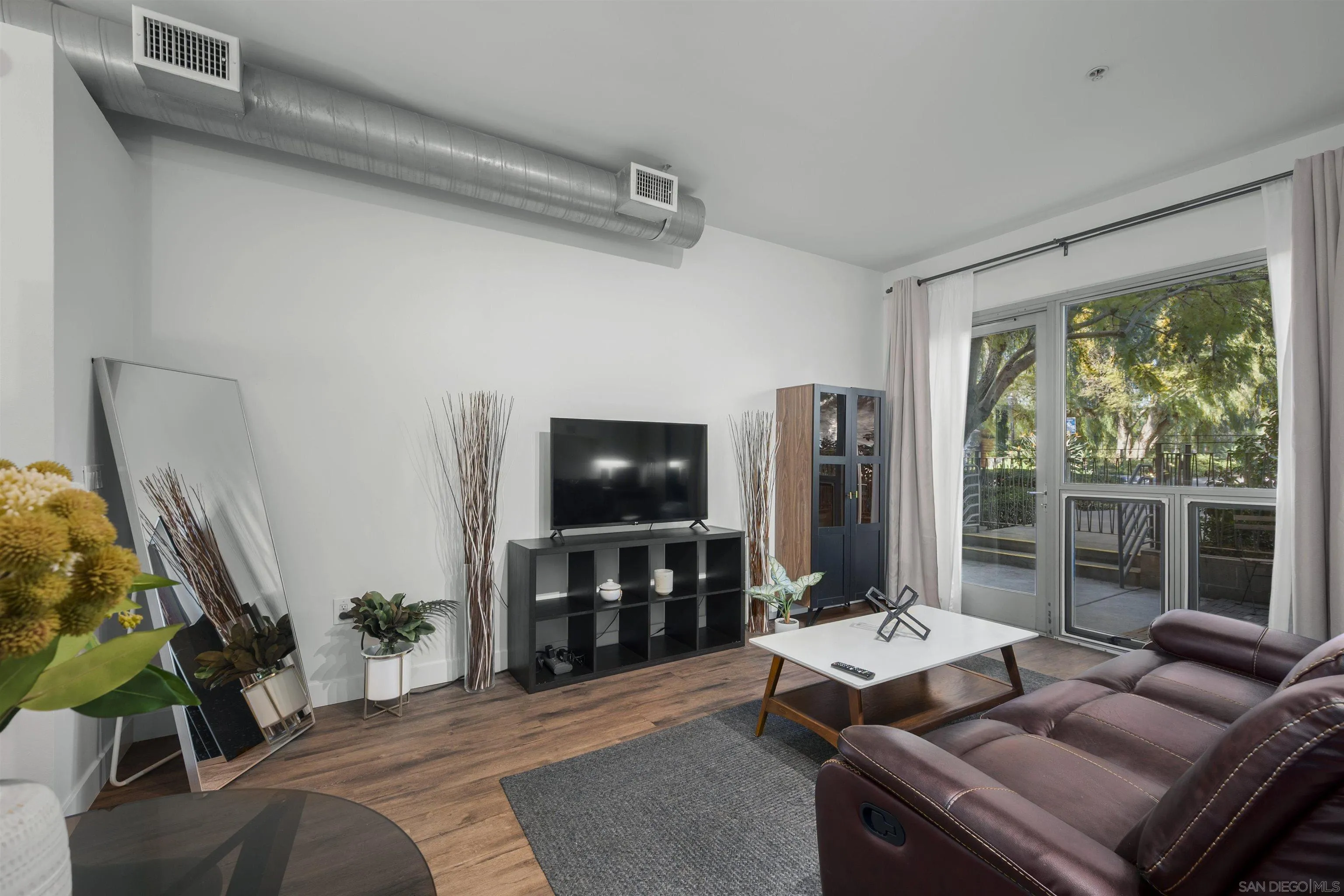 https://cdn.realtyfeed.com/cdn/127/260006823/30ec3f756f4c73009488a19ab9b1bb22.webp