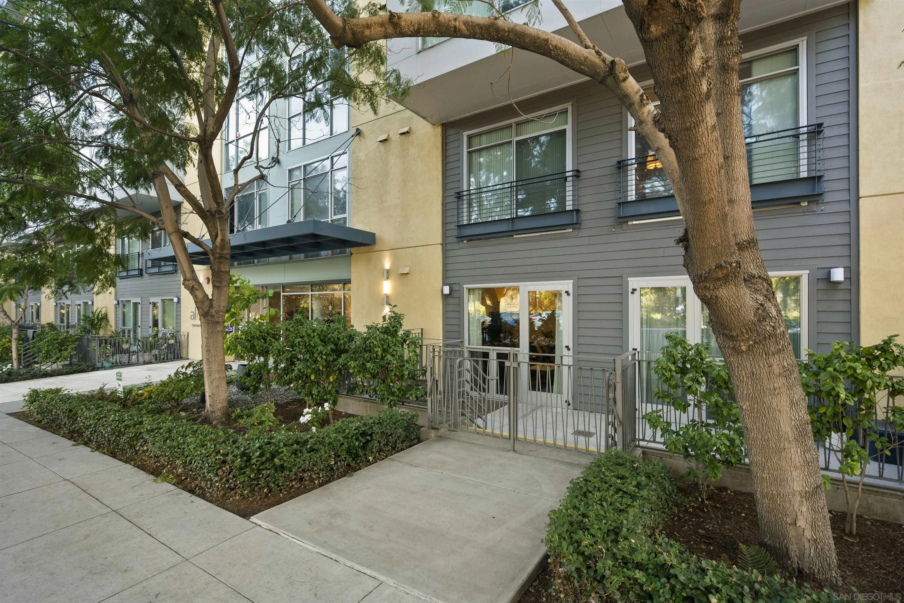 https://cdn.realtyfeed.com/cdn/127/260006823/411809a7966ba95bf10ad514fd89d03b.webp