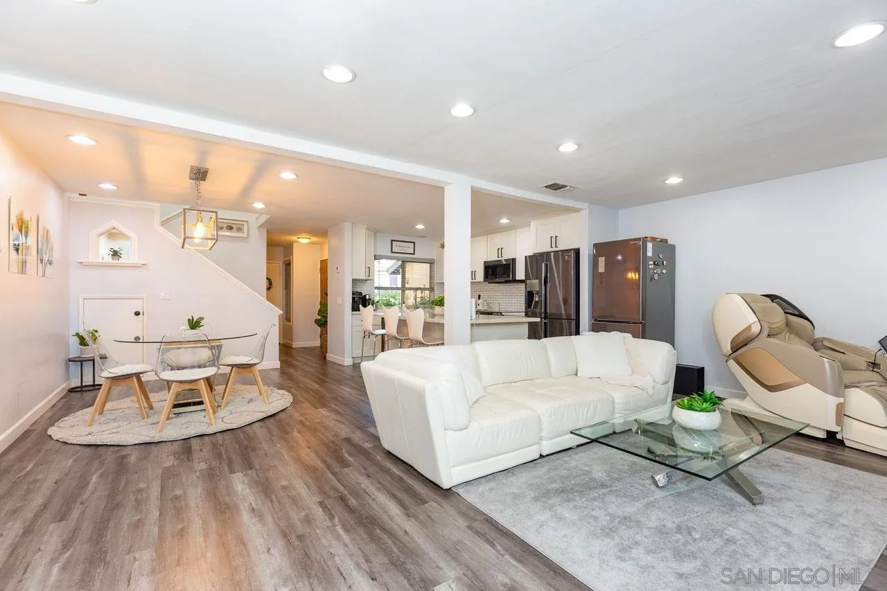 Photo #13: 260006828 Listing: Photo #13