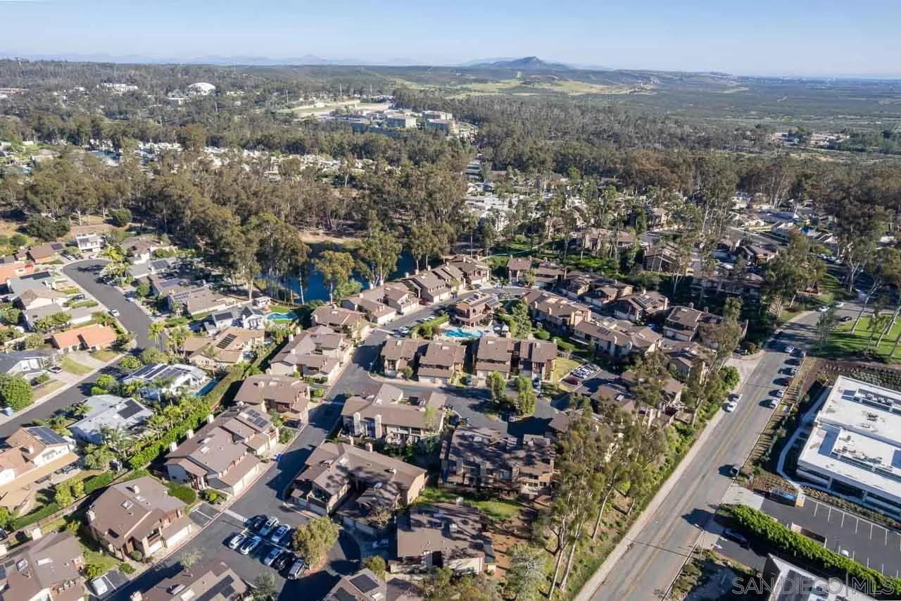 Photo #33: 260006828 Listing: Photo #33