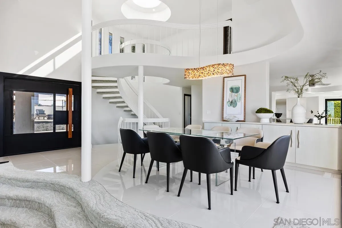 https://cdn.realtyfeed.com/cdn/127/260006830/22faa0475af23c7da2233fe74ebeed8b.webp