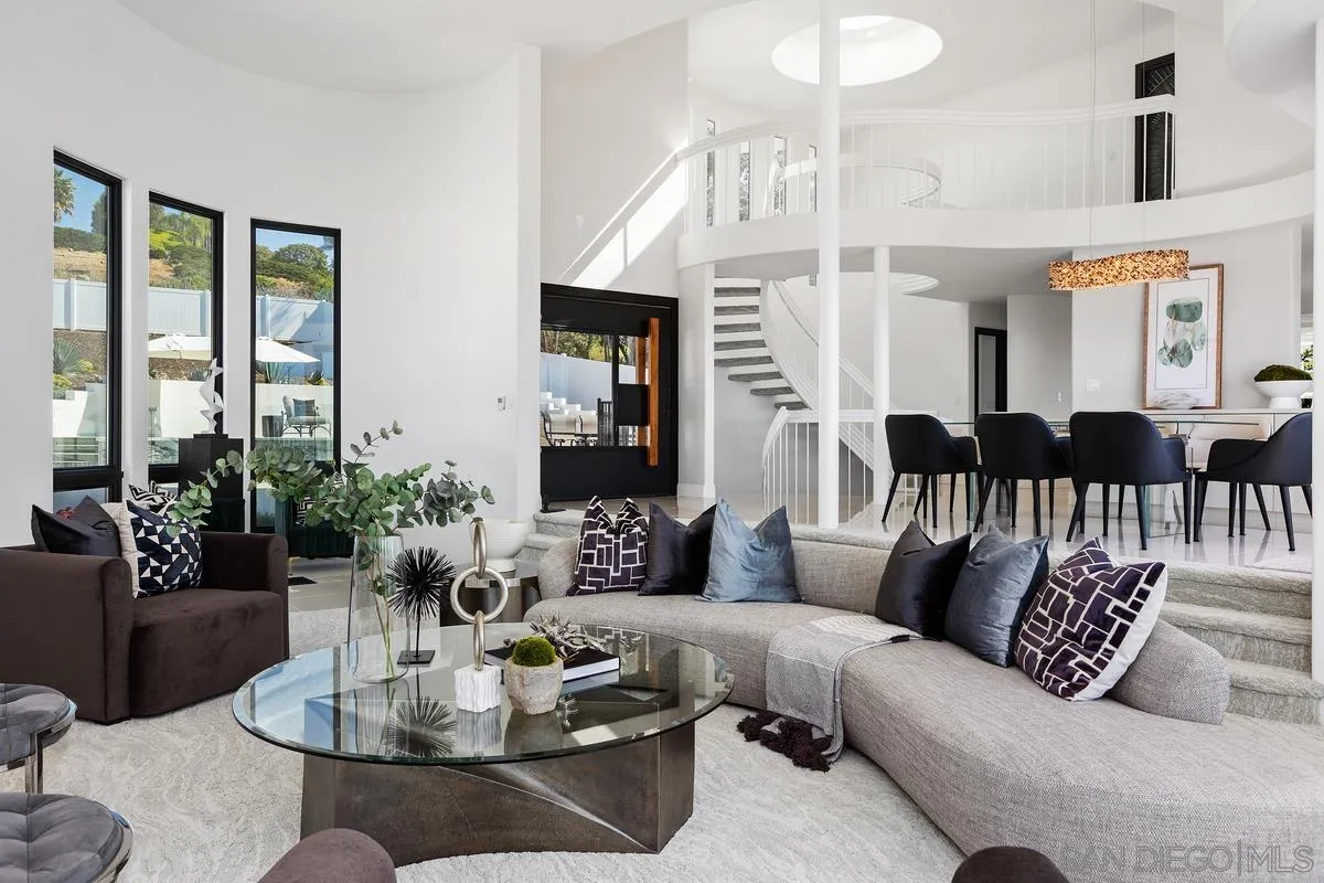 https://cdn.realtyfeed.com/cdn/127/260006830/4d85784194f04acb2bab2114eec87a5e.webp