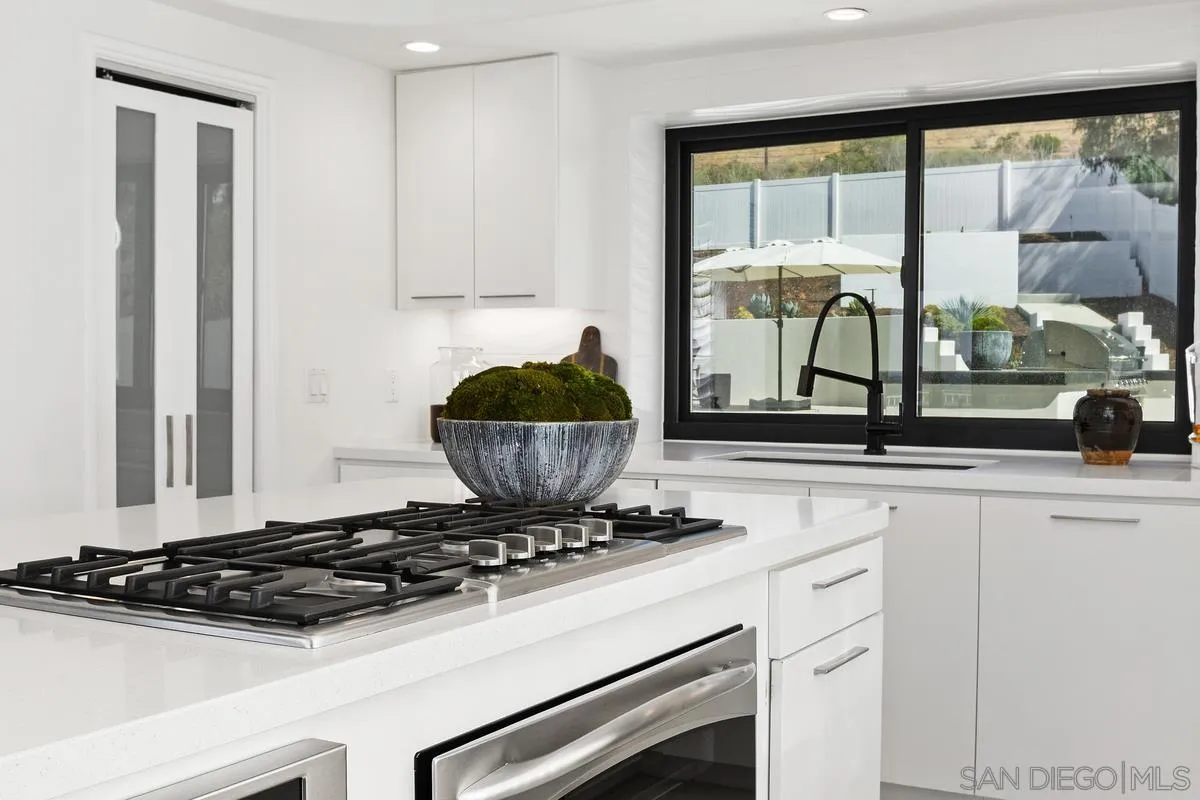 https://cdn.realtyfeed.com/cdn/127/260006830/b92822e50d2e4dfaaf0daffc8bd7df3a.webp