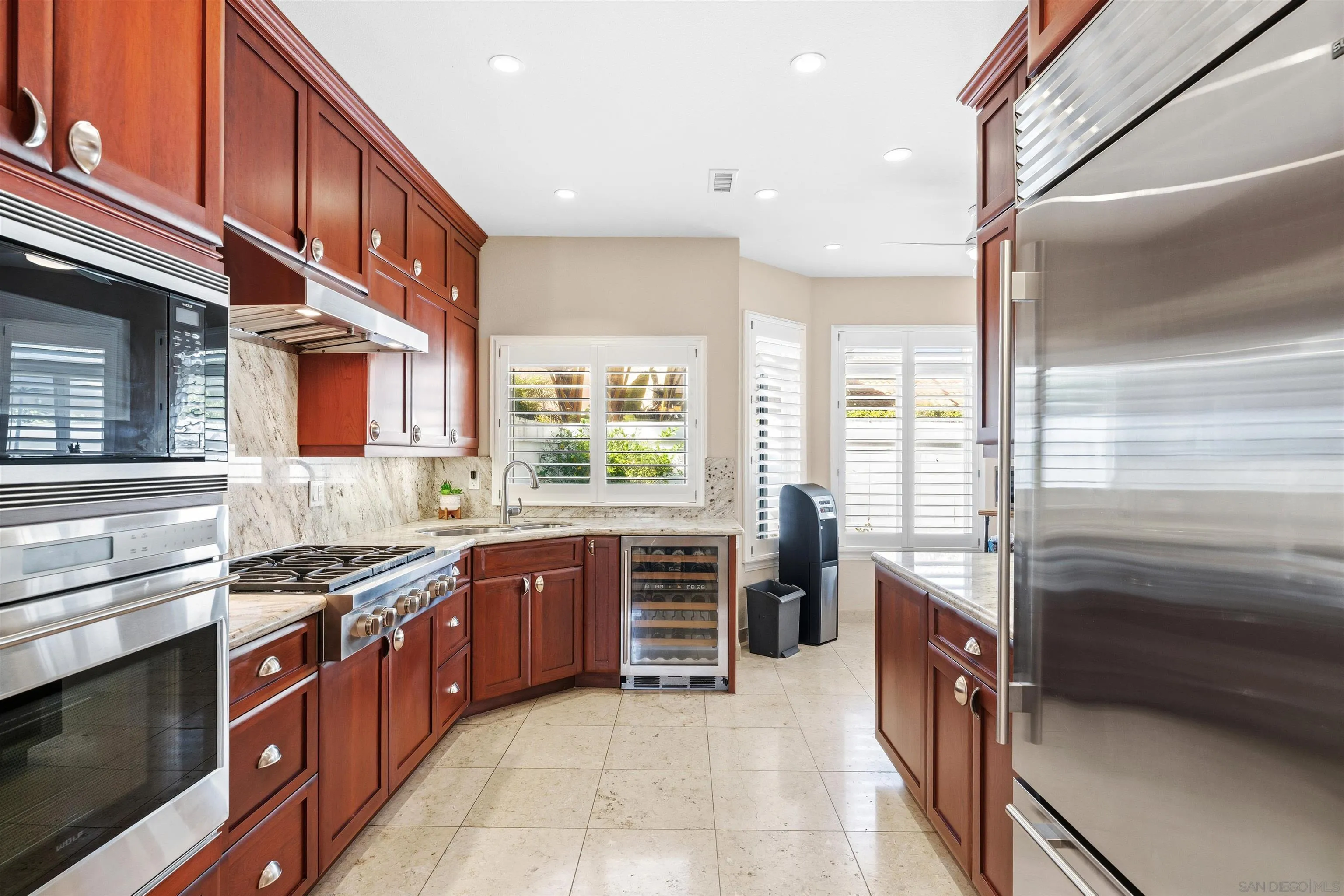 https://cdn.realtyfeed.com/cdn/127/260006838/1c6e14a884c33416a61f638e184cae26.webp