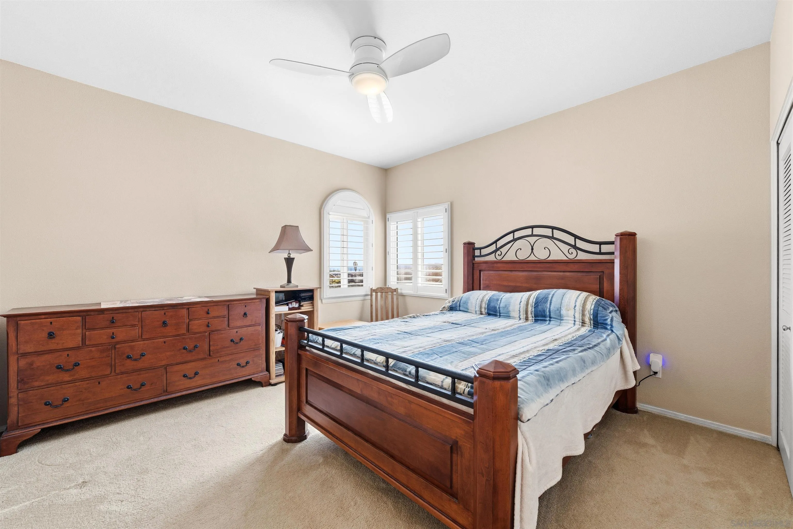 https://cdn.realtyfeed.com/cdn/127/260006838/23462ade1723665b75af659c14a632e0.webp