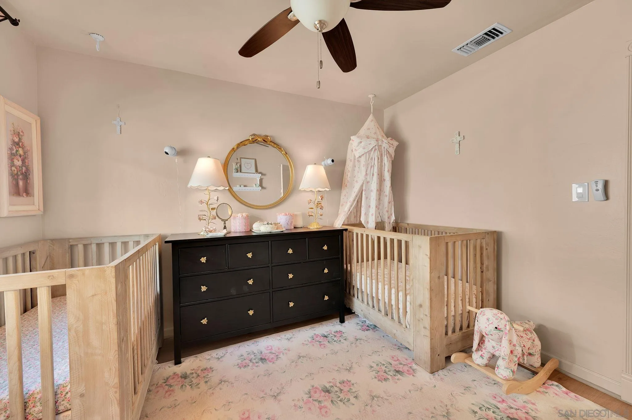 https://cdn.realtyfeed.com/cdn/127/260006840/3da52a61c028928a6a45ec23aefaa4a1.webp