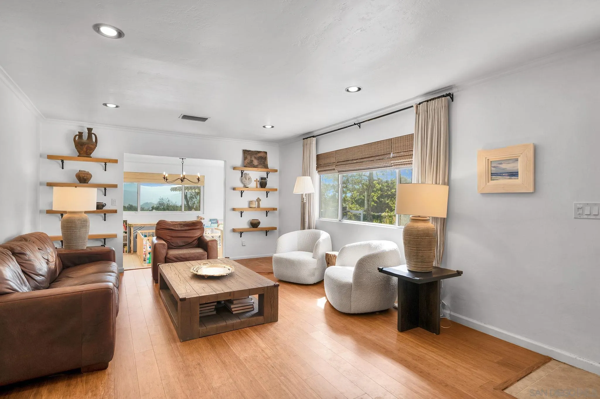 https://cdn.realtyfeed.com/cdn/127/260006840/566094a62fc188b66c897a7779147f94.webp