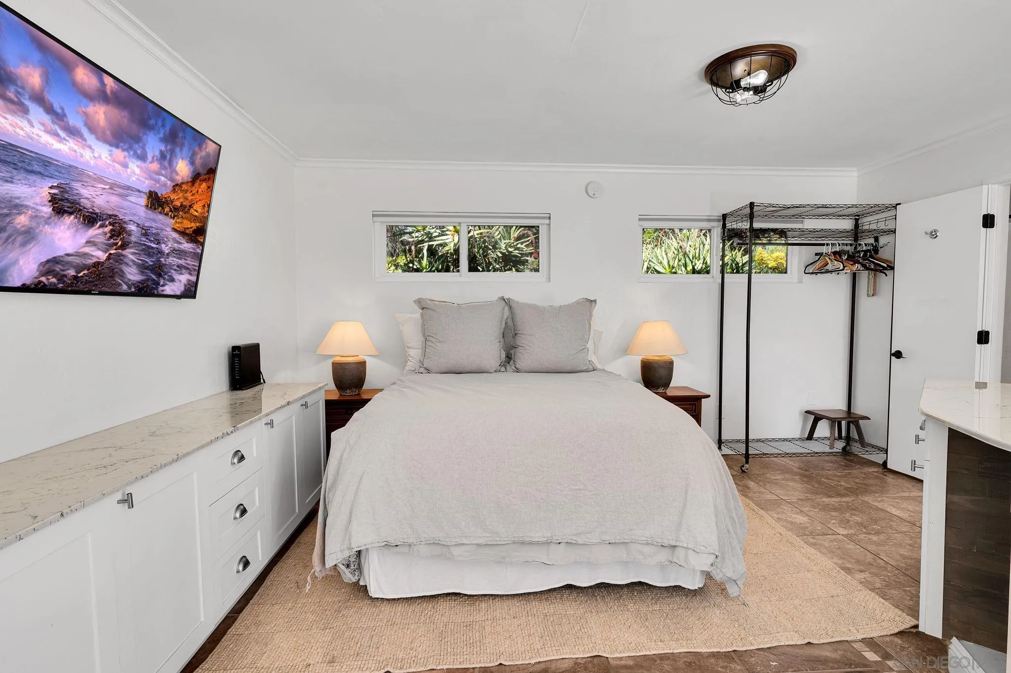 https://cdn.realtyfeed.com/cdn/127/260006840/a4634602e4c93459d5d202d6449c5162.webp