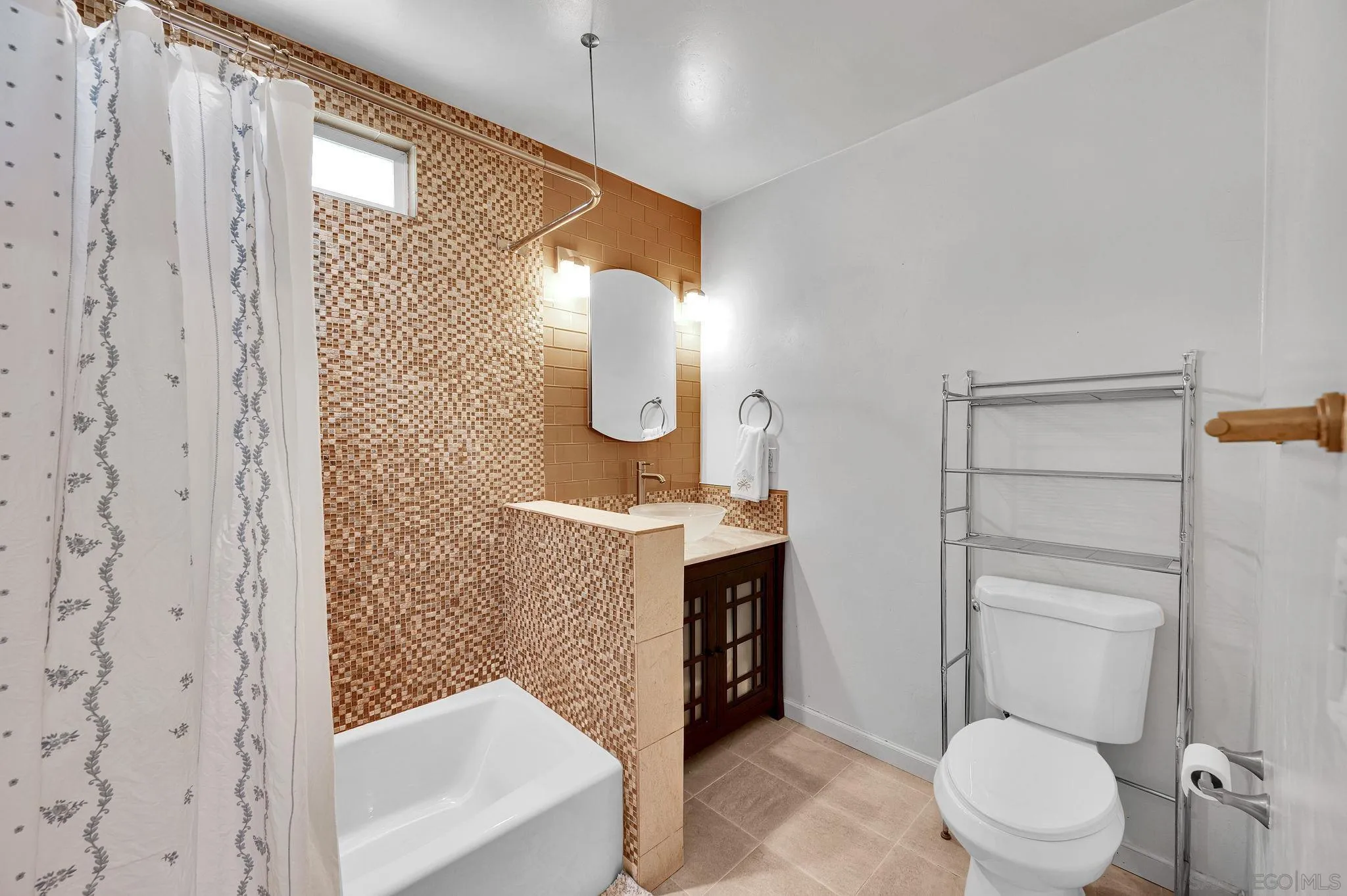 https://cdn.realtyfeed.com/cdn/127/260006840/ba7336565805c3226ce8eae3b36b0551.webp