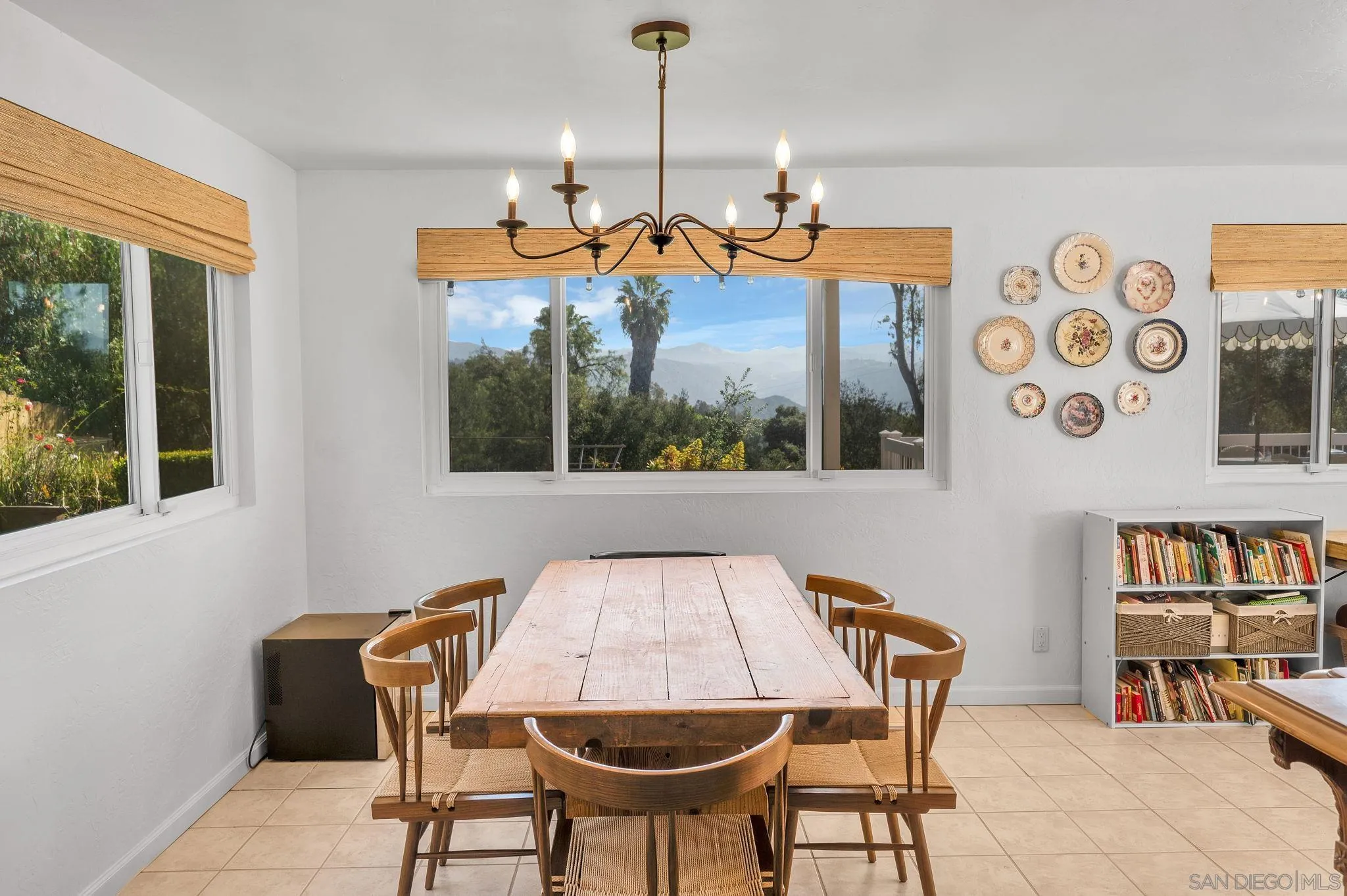 https://cdn.realtyfeed.com/cdn/127/260006840/e96a71c7f2dc352584c5ebf363d9c9c8.webp