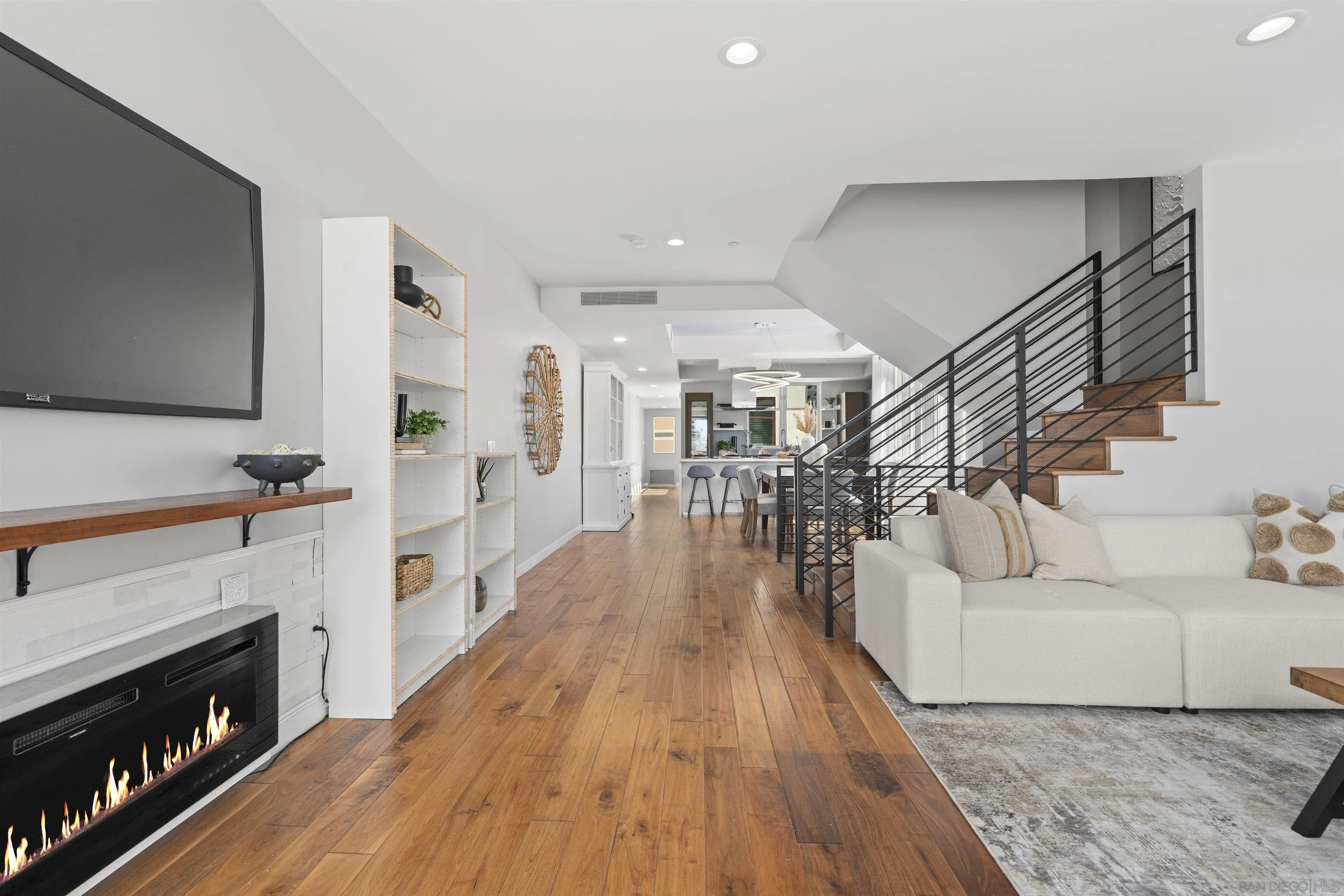 Photo #9: 260006844 Listing: Photo #9