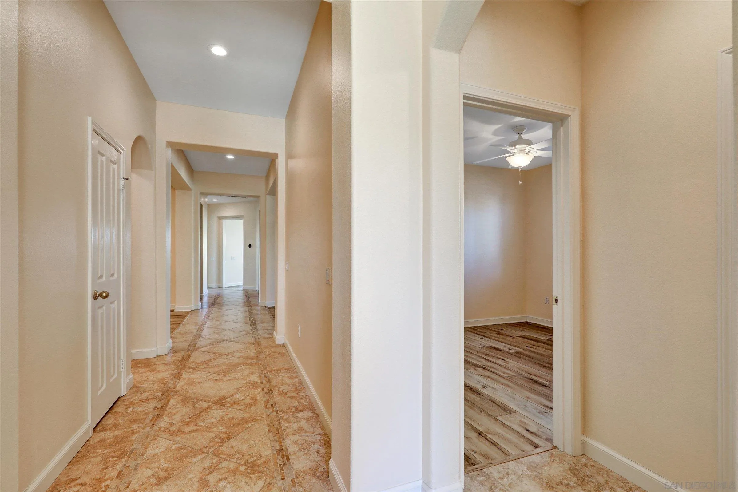 https://cdn.realtyfeed.com/cdn/127/260006845/3a2c307825e319a2312fc2199653a469.webp
