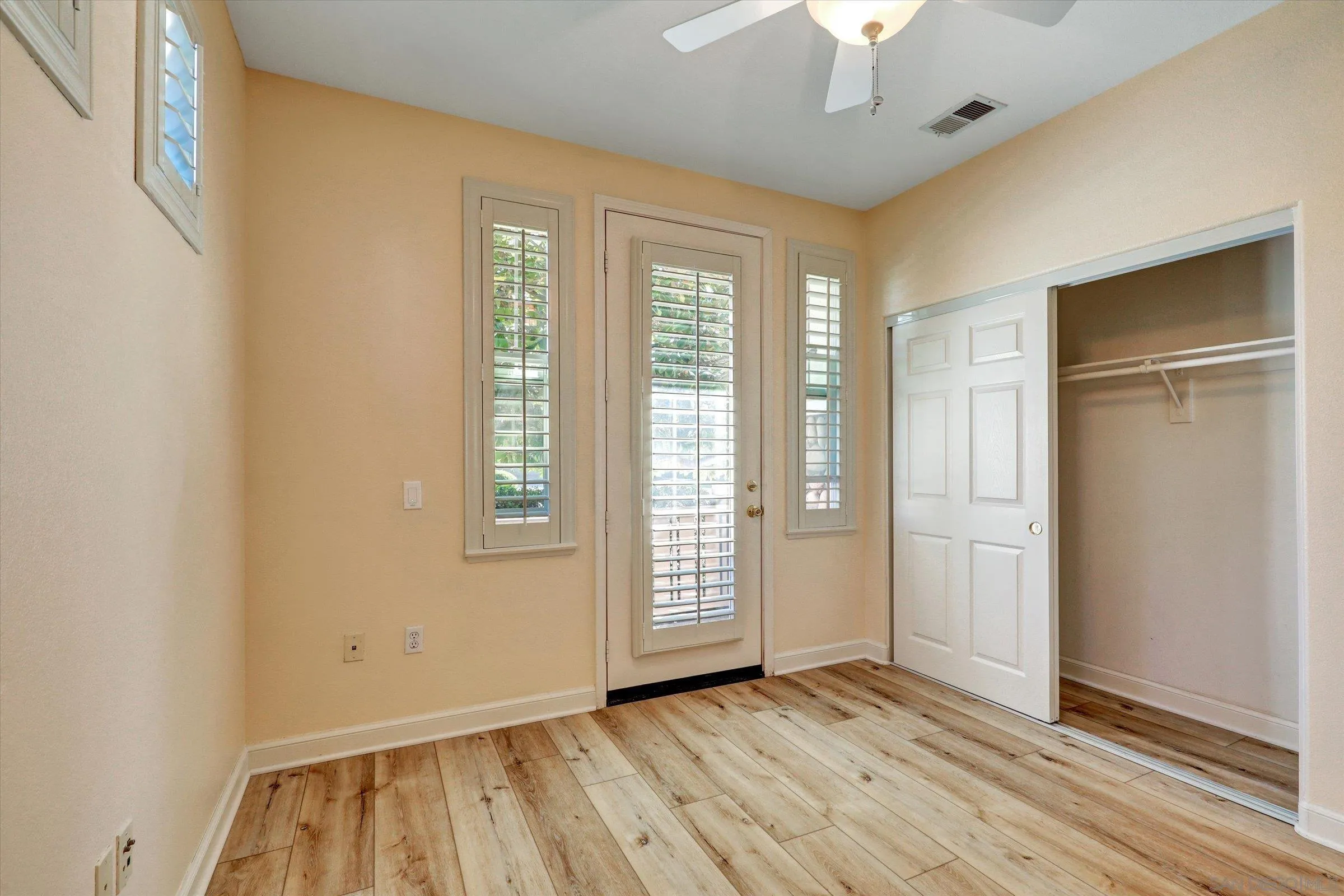 https://cdn.realtyfeed.com/cdn/127/260006845/6d6c43a3e21e728f5f0044bc44635916.webp