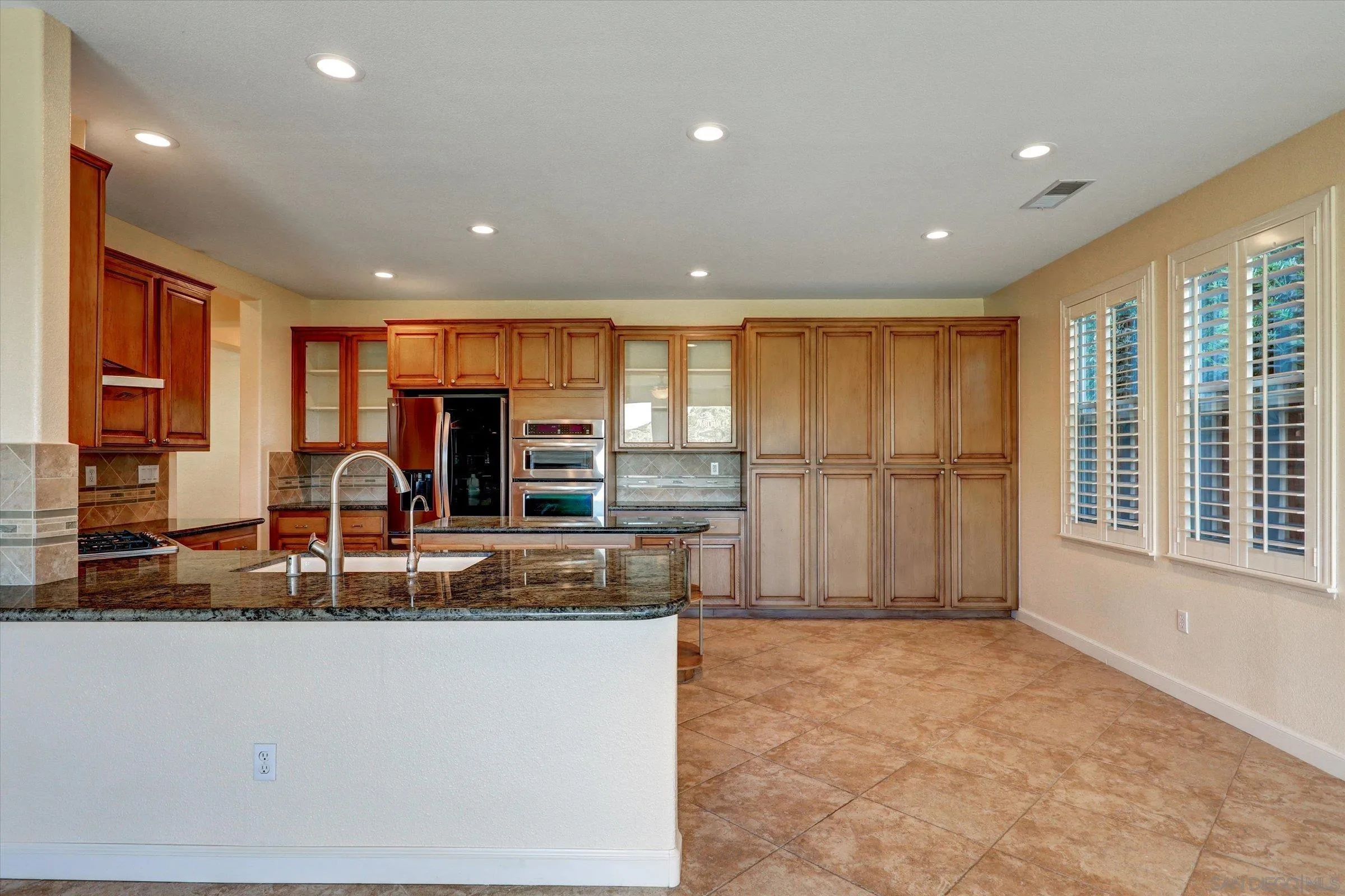 https://cdn.realtyfeed.com/cdn/127/260006845/afb8e566c80469becda1281adbd427eb.webp