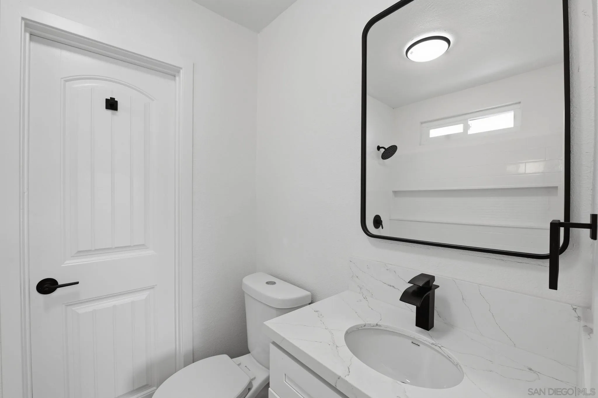 https://cdn.realtyfeed.com/cdn/127/260006853/1993454112136e39153a189457362c37.webp