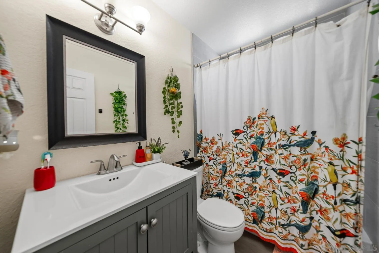 https://cdn.realtyfeed.com/cdn/127/260006854/935d7aab80e93234aaec0329aa7f9537.webp