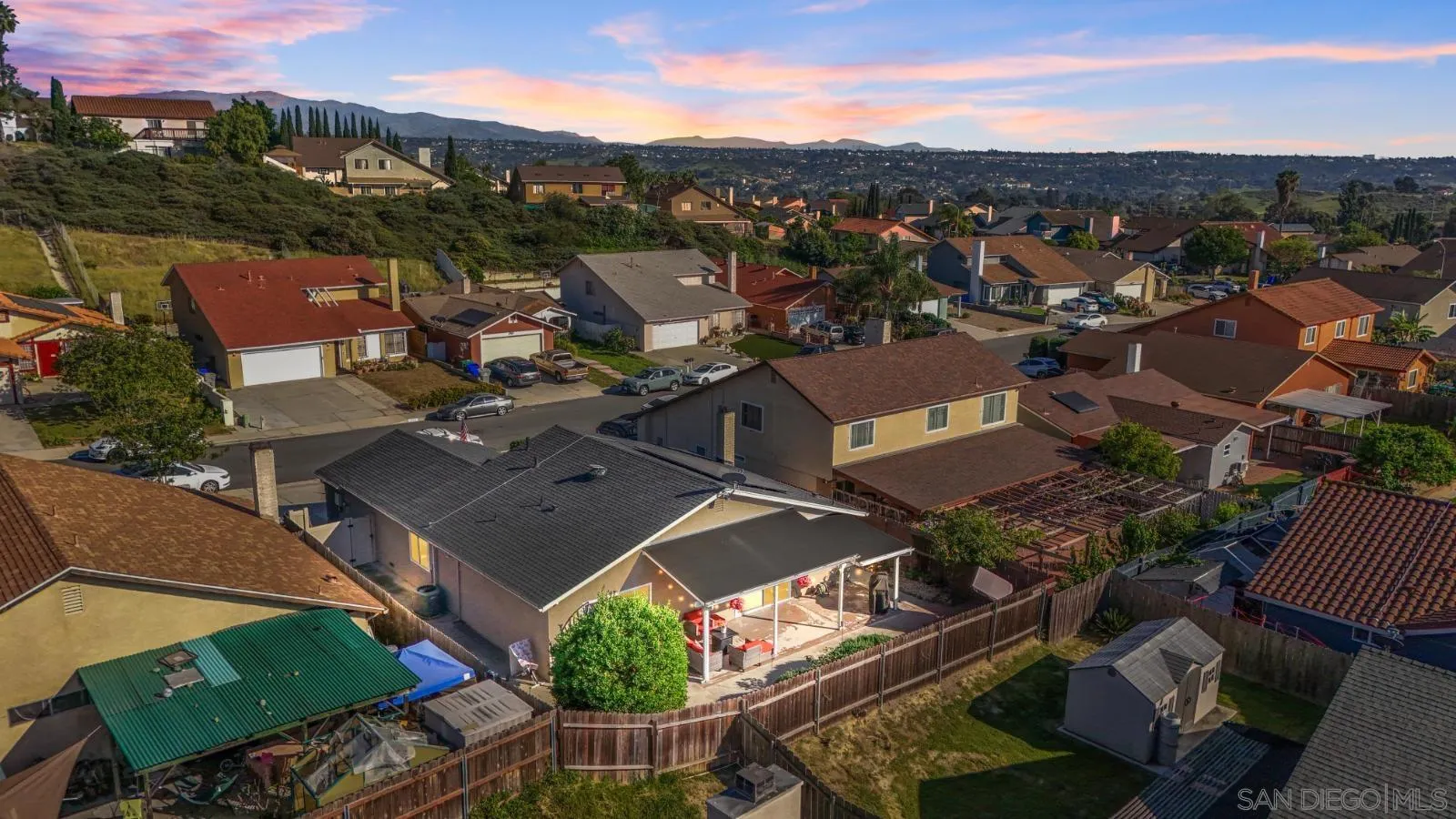 https://cdn.realtyfeed.com/cdn/127/260006854/9fd5feaf63c6b1d601a24a1196dad4dc.webp