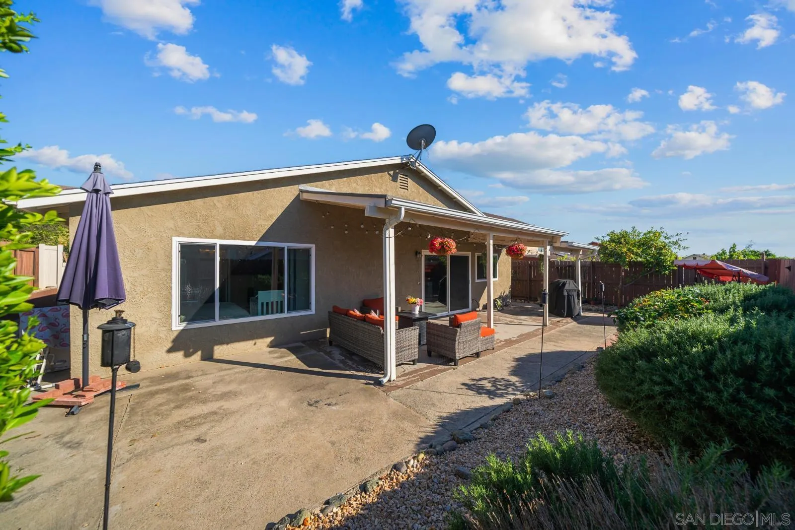 https://cdn.realtyfeed.com/cdn/127/260006854/fa617cc232a59a67381a133f9e7c5270.webp