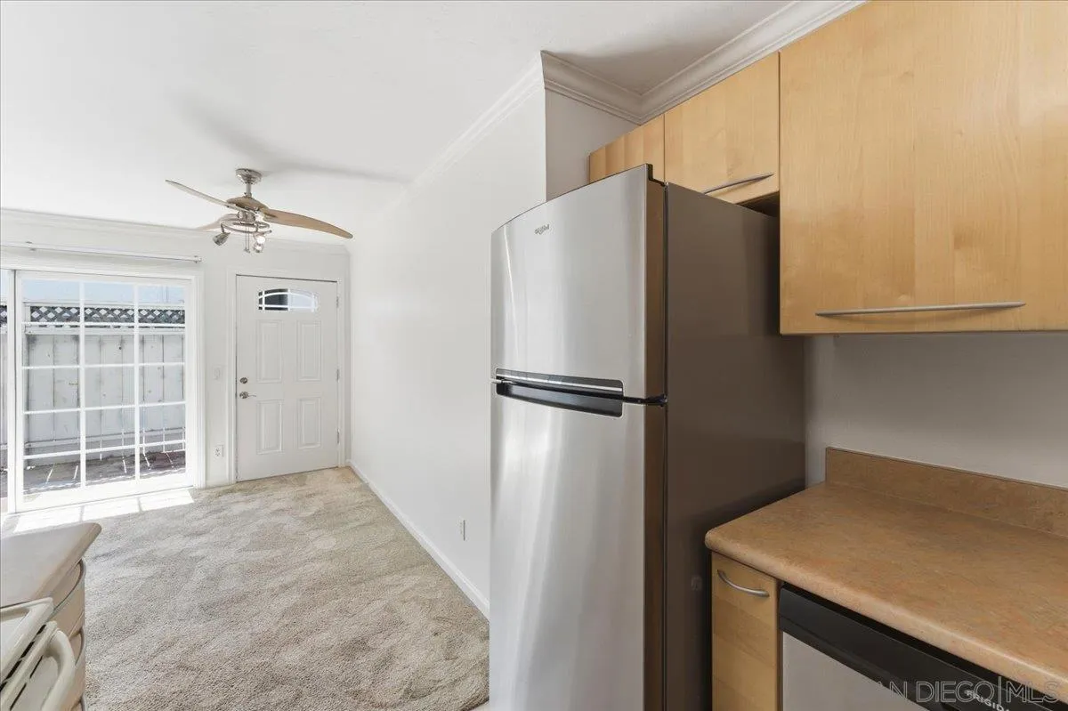 Photo #5: 260006856 Listing: Photo #5