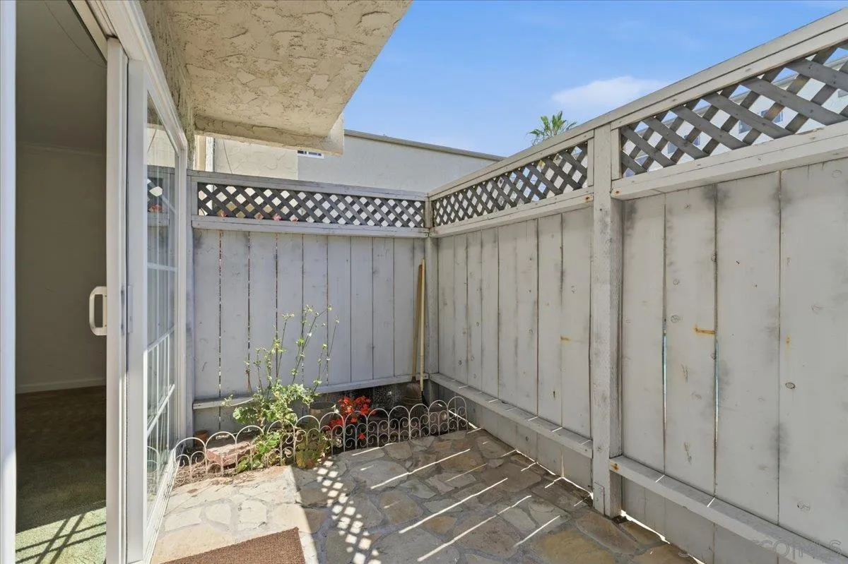 Photo #10: 260006856 Listing: Photo #10