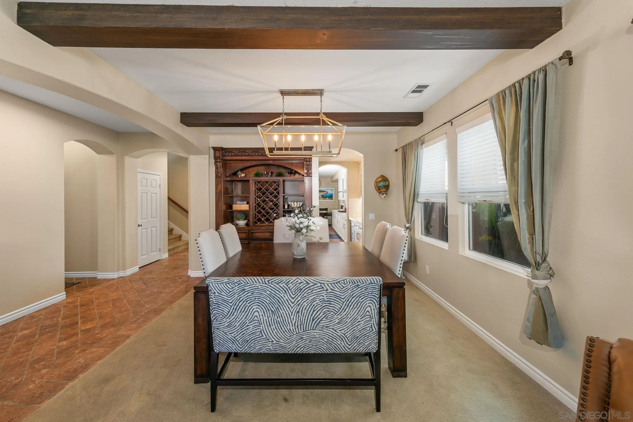 https://cdn.realtyfeed.com/cdn/127/260006859/12f17edee340d077a055f332f0fc0316.webp