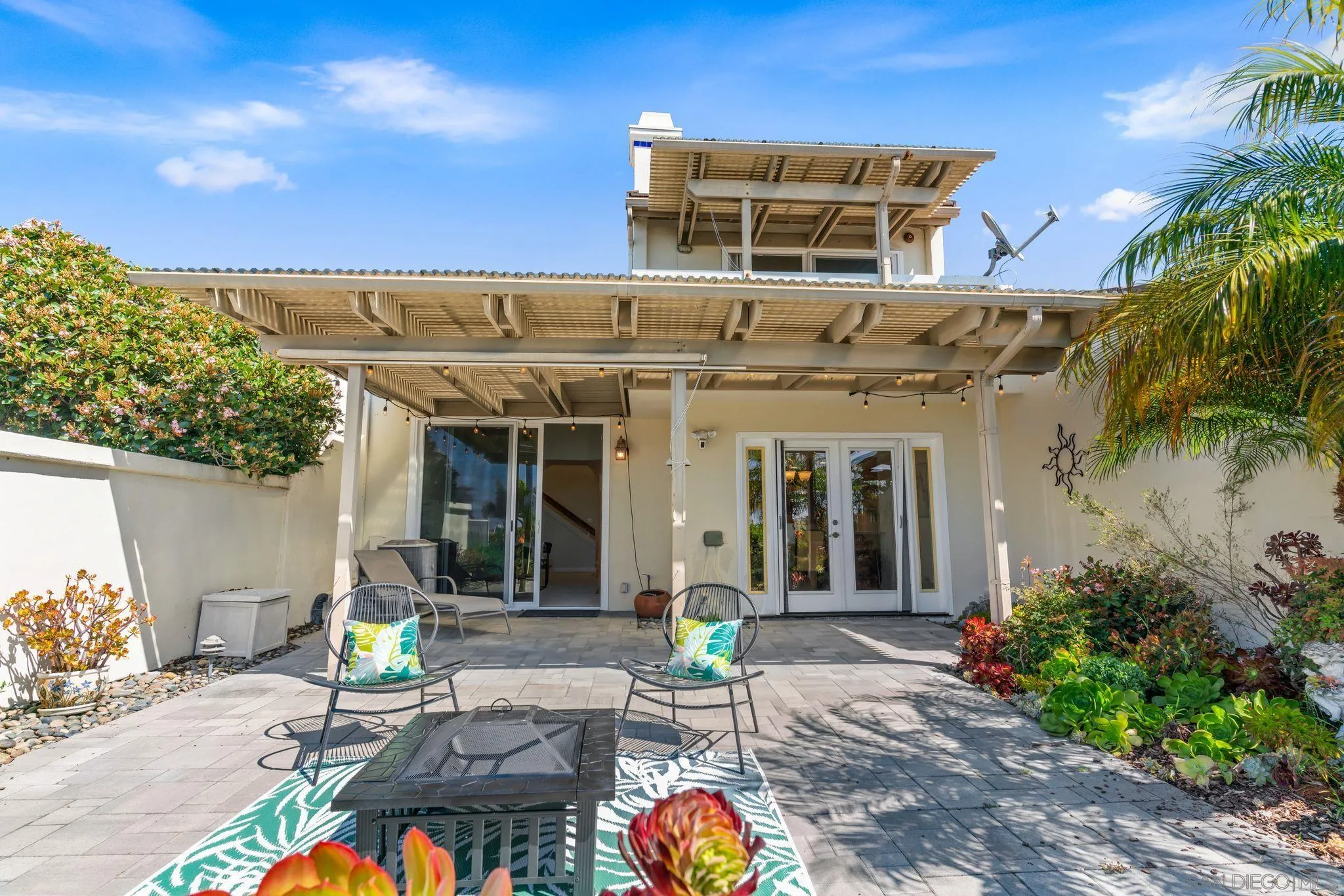 https://cdn.realtyfeed.com/cdn/127/260006860/57b494105ab5915537010b6720d48799.webp
