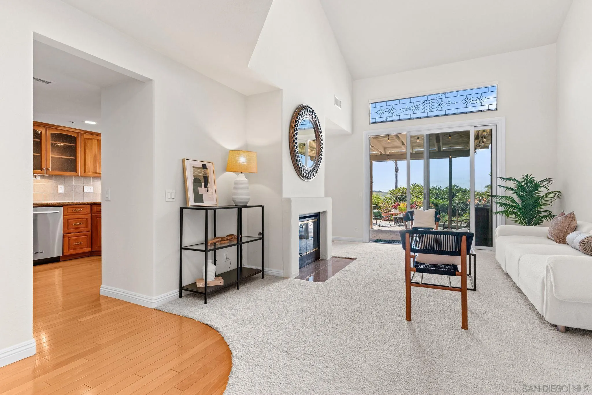 https://cdn.realtyfeed.com/cdn/127/260006860/586dc694ed7c3c3ce3c9aca8b8952211.webp
