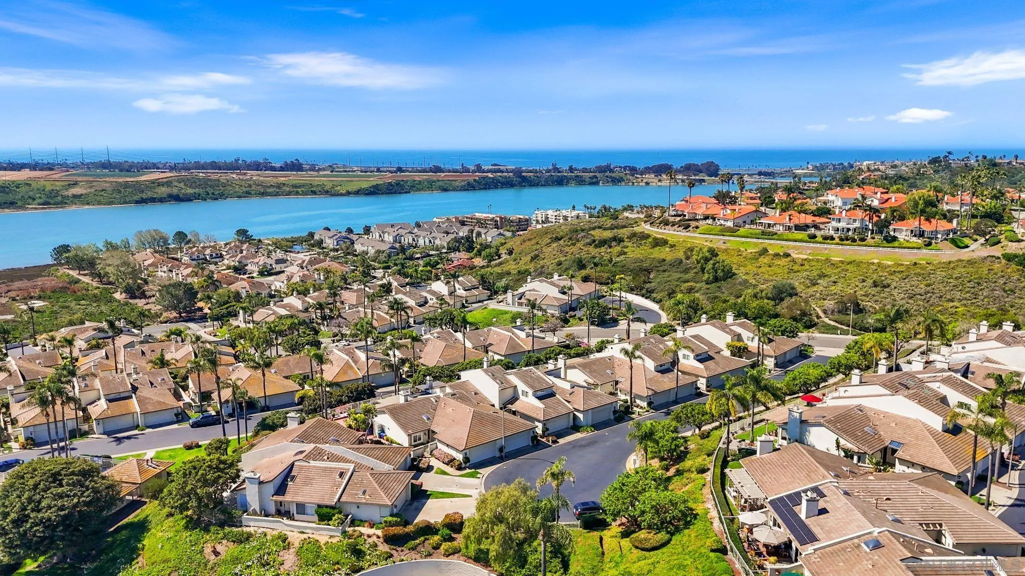 https://cdn.realtyfeed.com/cdn/127/260006860/b68d0c30c28a1c037e7ab0f810bebda1.webp