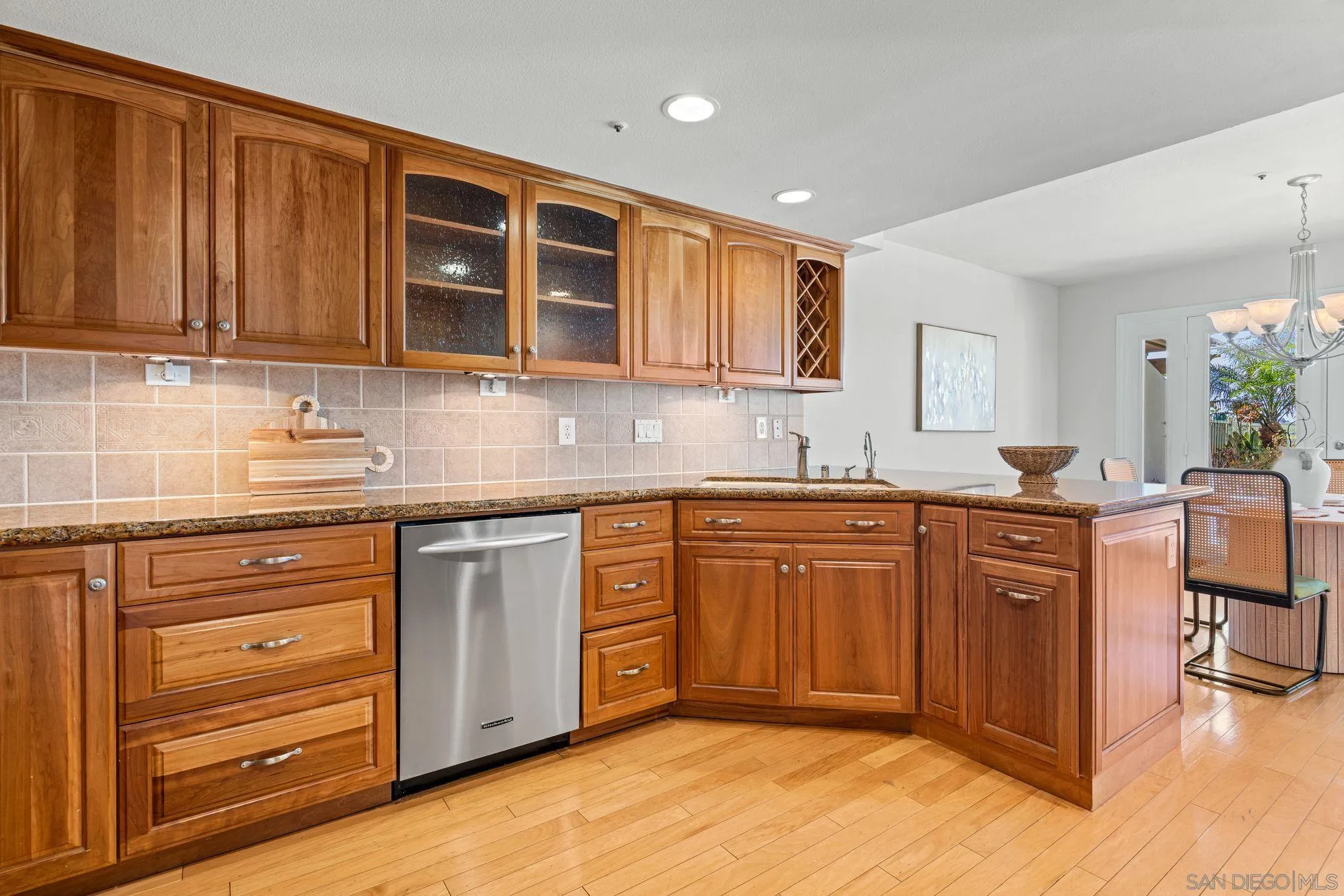 https://cdn.realtyfeed.com/cdn/127/260006860/d4ba01ba76b1ed75ad5614bec265d854.webp