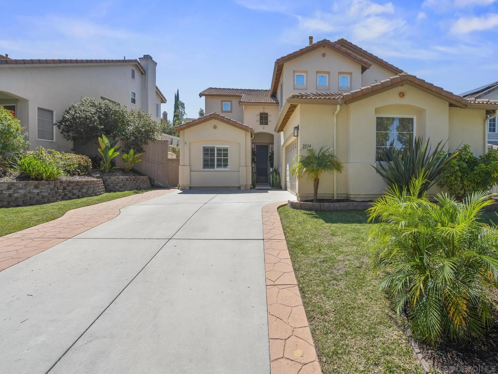 https://cdn.realtyfeed.com/cdn/127/260006861/03318c9364c975460e0a685aaccd84d9.webp