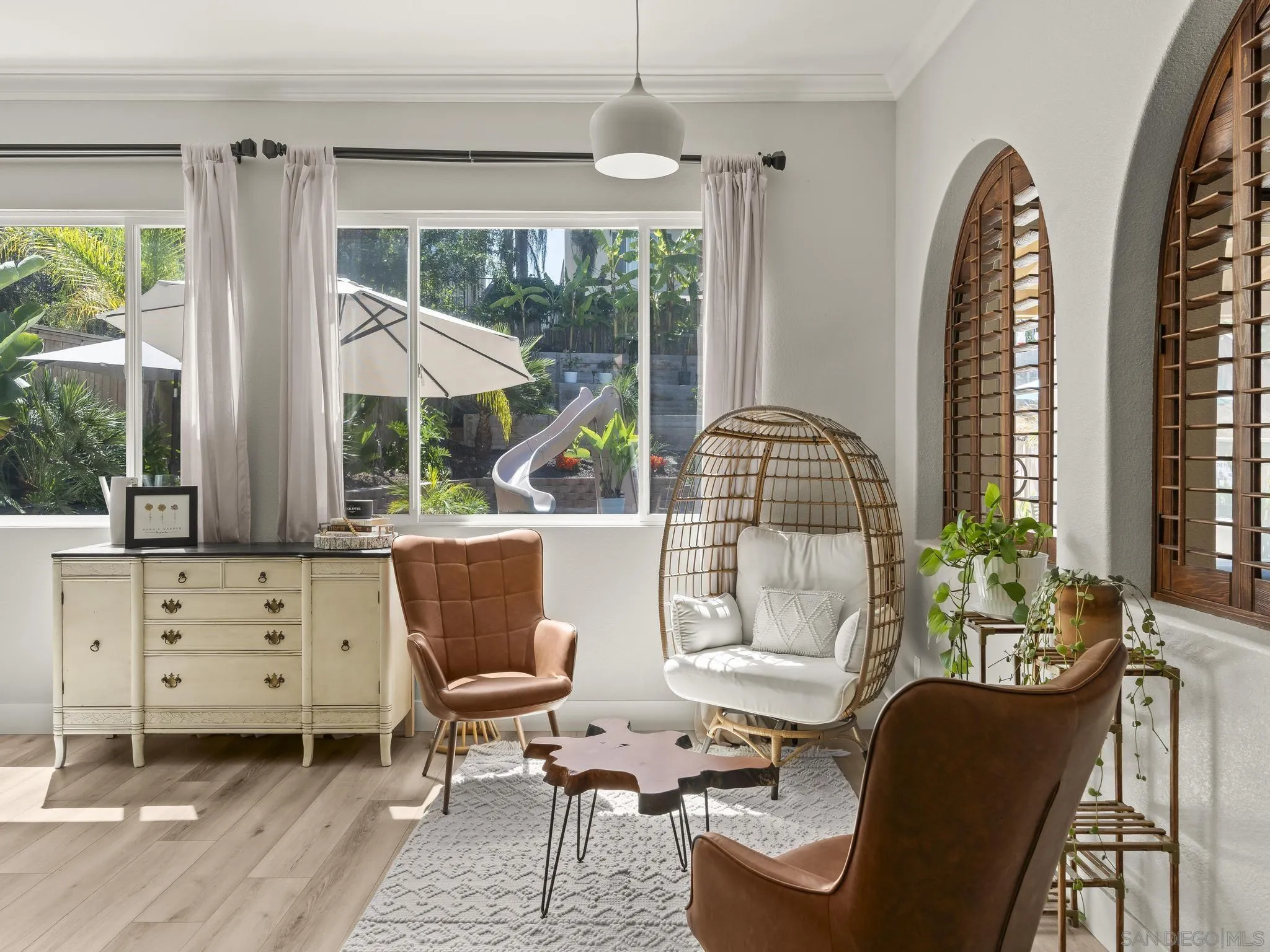 https://cdn.realtyfeed.com/cdn/127/260006861/2e291214b4eda1d245c22151e3483d3b.webp