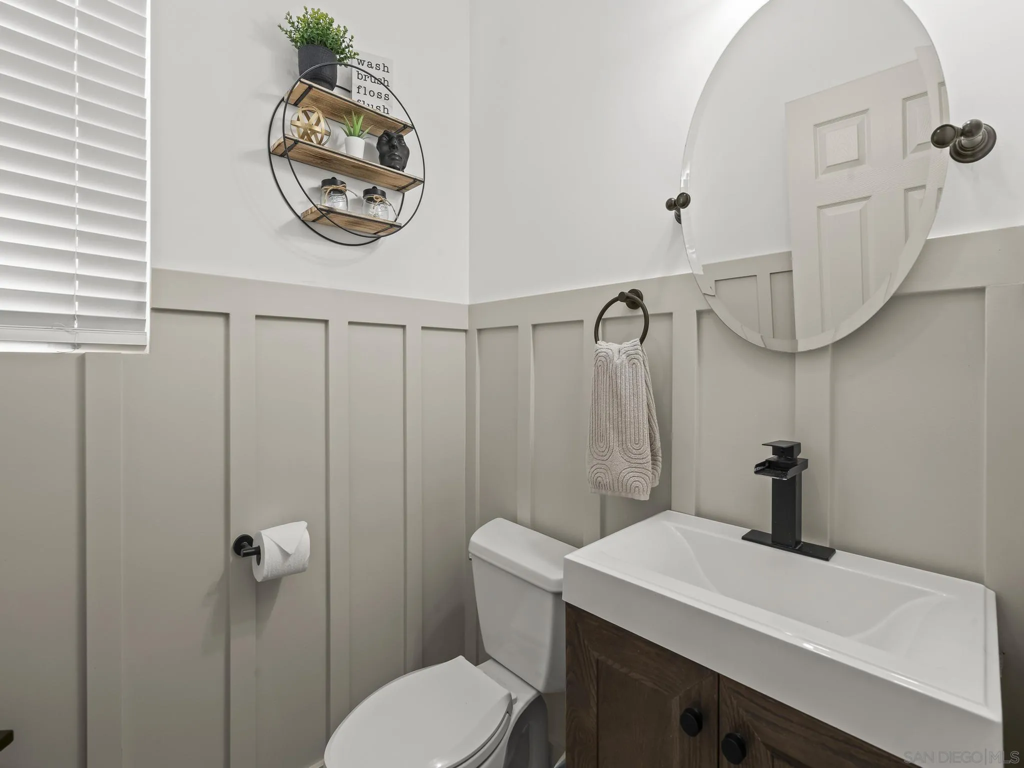 https://cdn.realtyfeed.com/cdn/127/260006861/361ae221626272eea543bba7f6d4d643.webp
