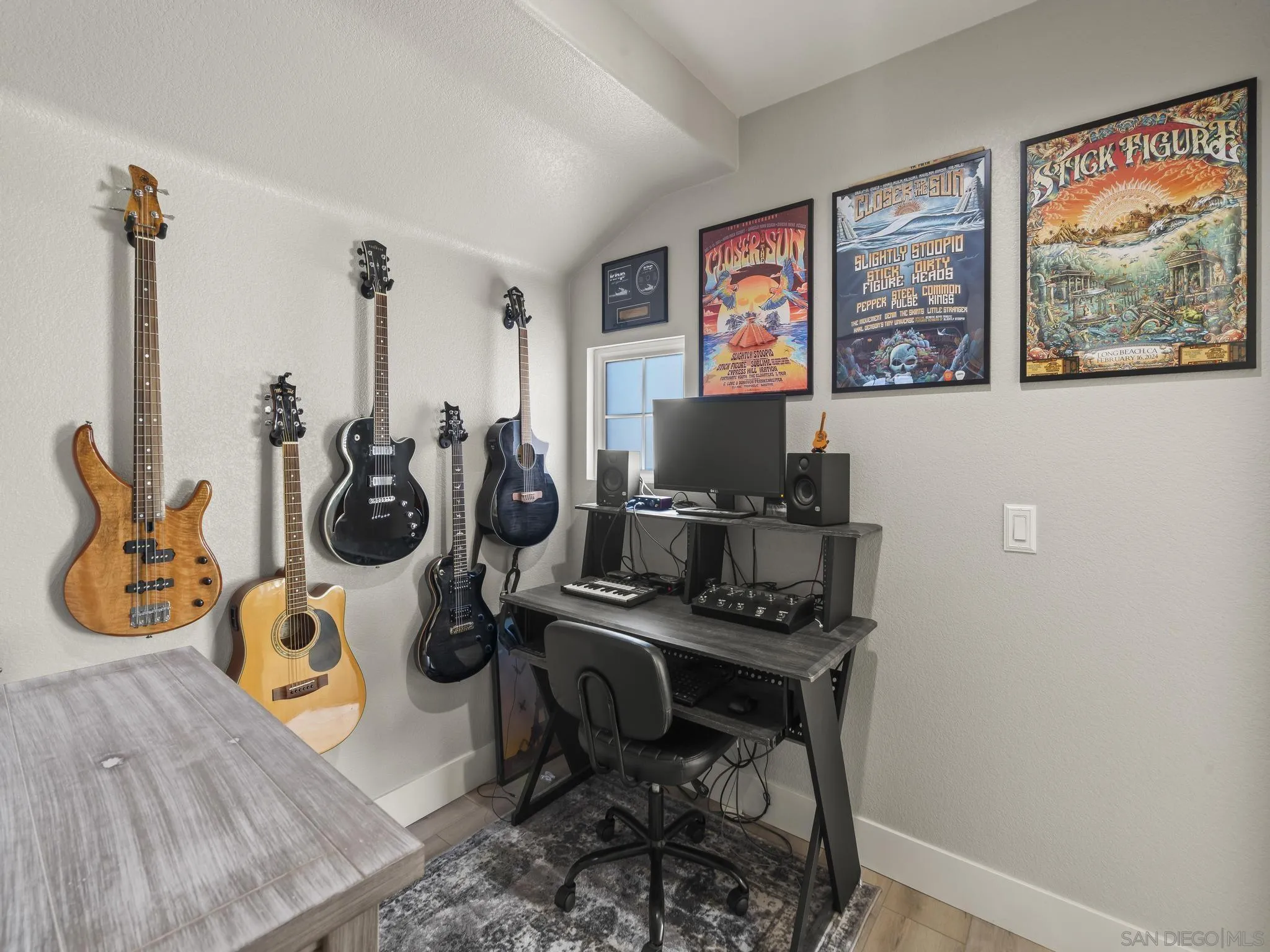 https://cdn.realtyfeed.com/cdn/127/260006861/3997894e22c097f0dd3dd22bb7ec4345.webp