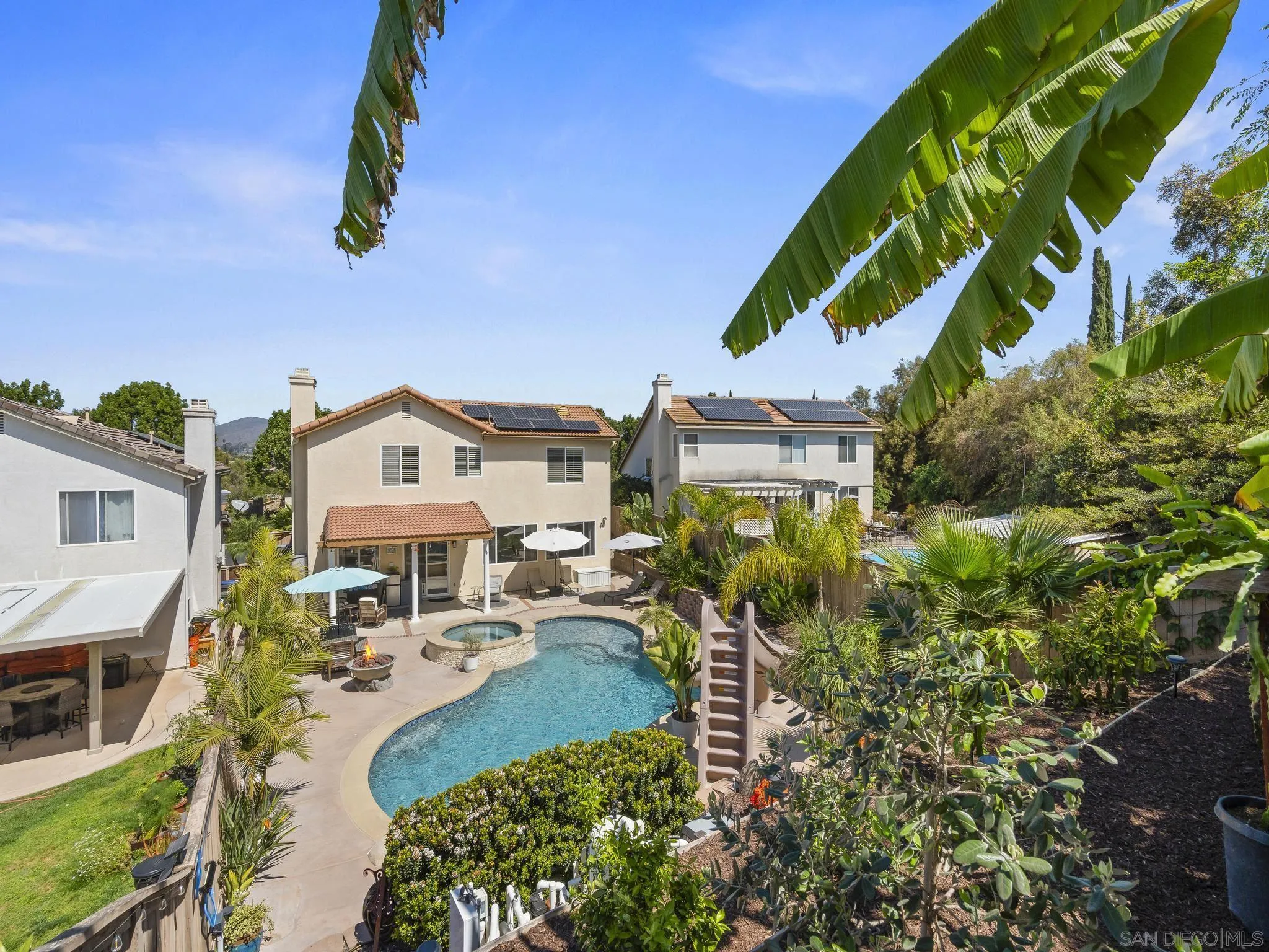 https://cdn.realtyfeed.com/cdn/127/260006861/8cf7ea4823ca4eeab66374cd02d5e6d4.webp
