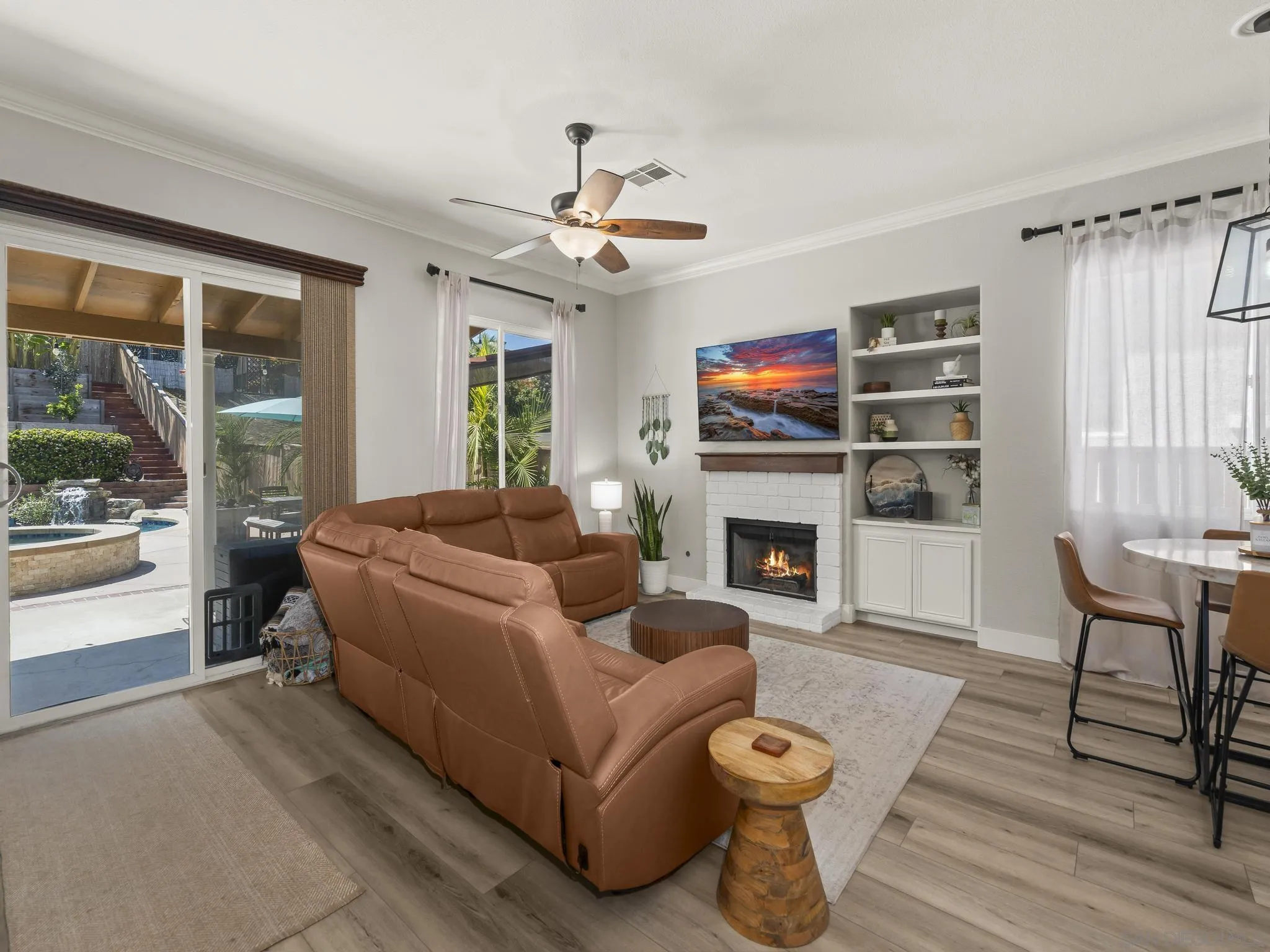 https://cdn.realtyfeed.com/cdn/127/260006861/9cdfb7ab5d59530e5320f90fb4f931ac.webp