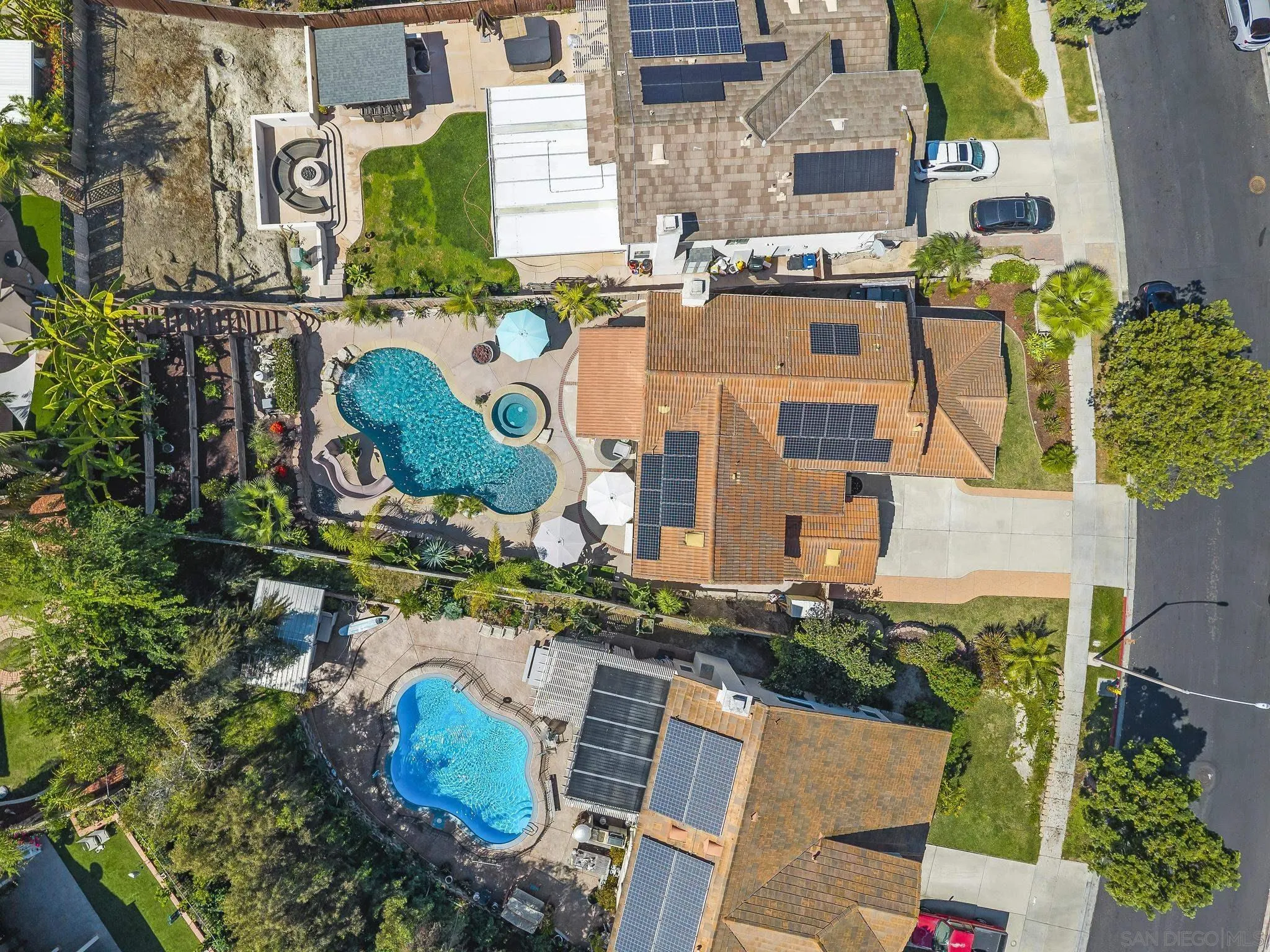 https://cdn.realtyfeed.com/cdn/127/260006861/b041eb4b23b80100dc86b3977e874380.webp