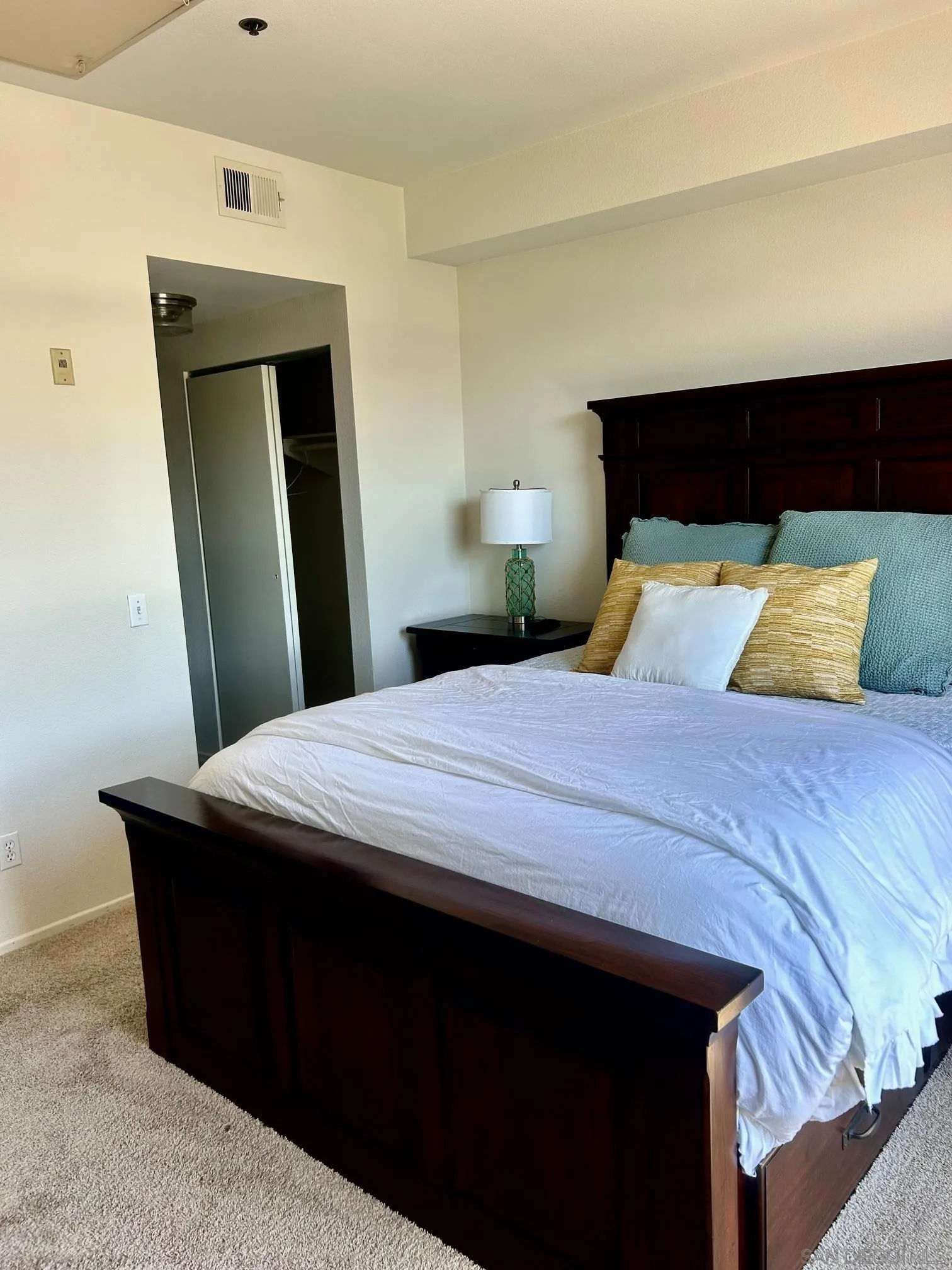 Photo #7: 260006862 Listing: Photo #7