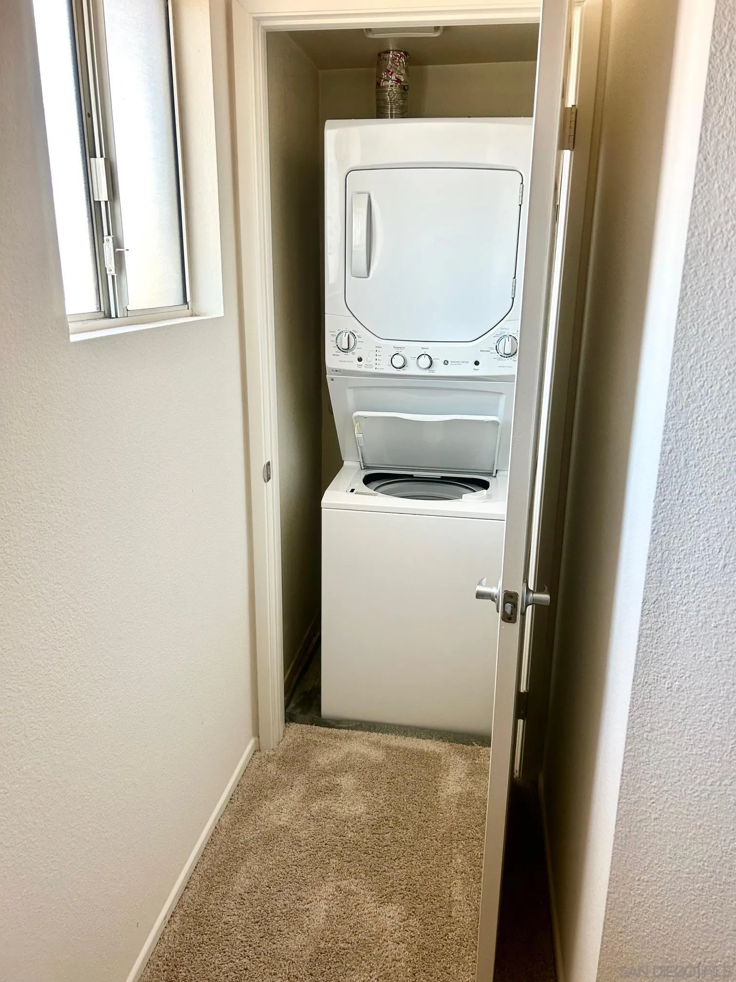 Photo #3: 260006862 Listing: Photo #3